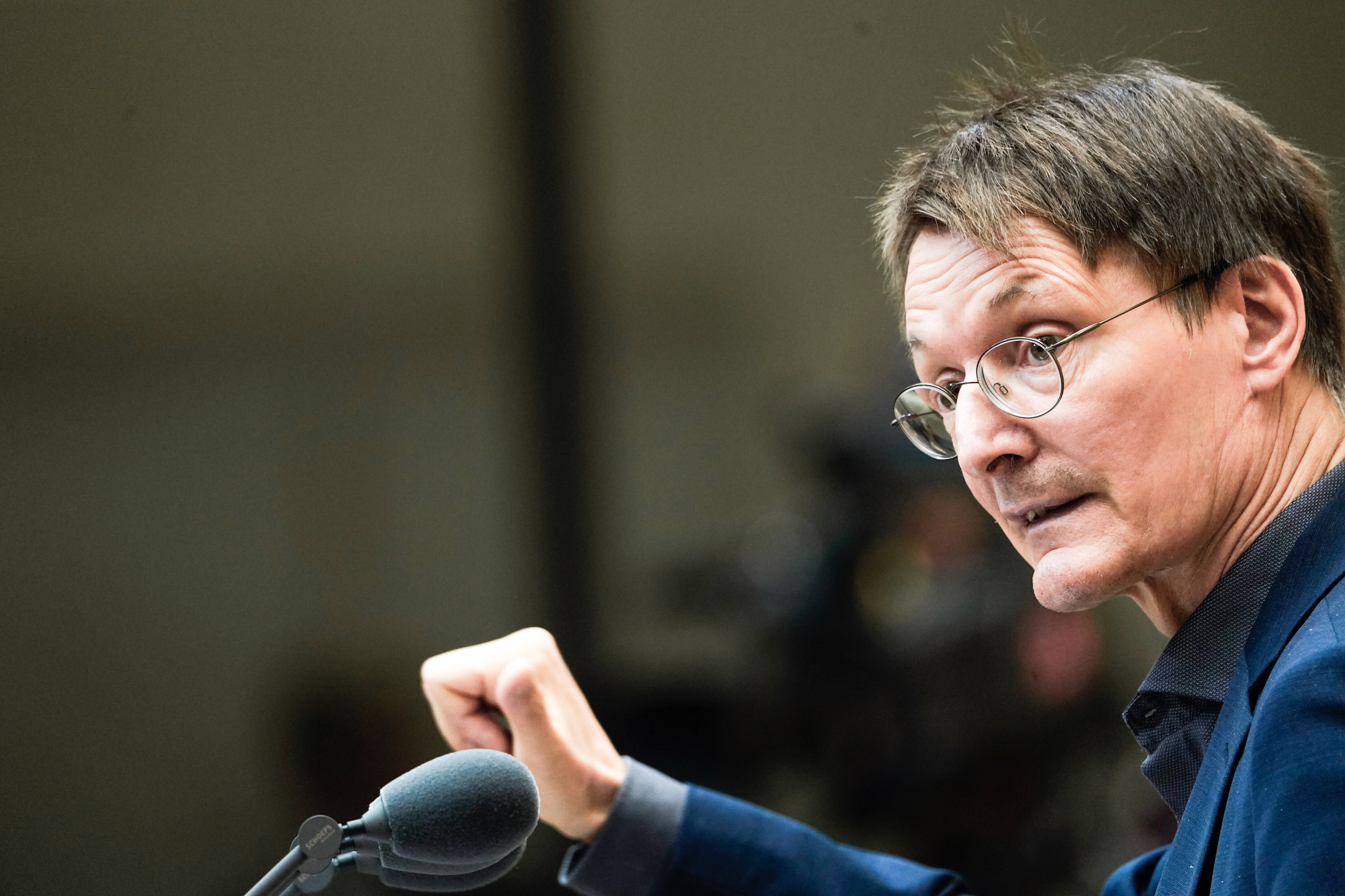 Corona-Kampagne: Lauterbach-Ministerium muss Zahlen korrigieren