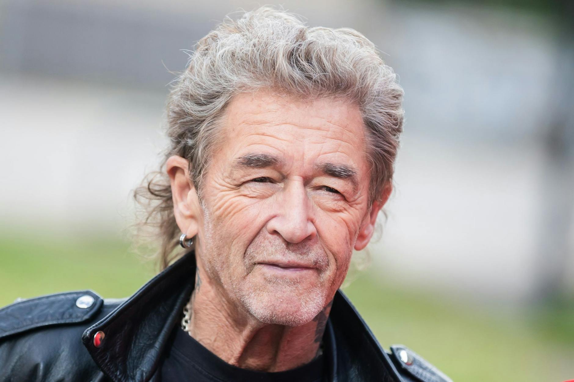 Rocker Peter Maffay (73) – seit über 50 Jahren steht er auf der Bühne. Nun gibt er zu, dass er auch mal im Knast saß.