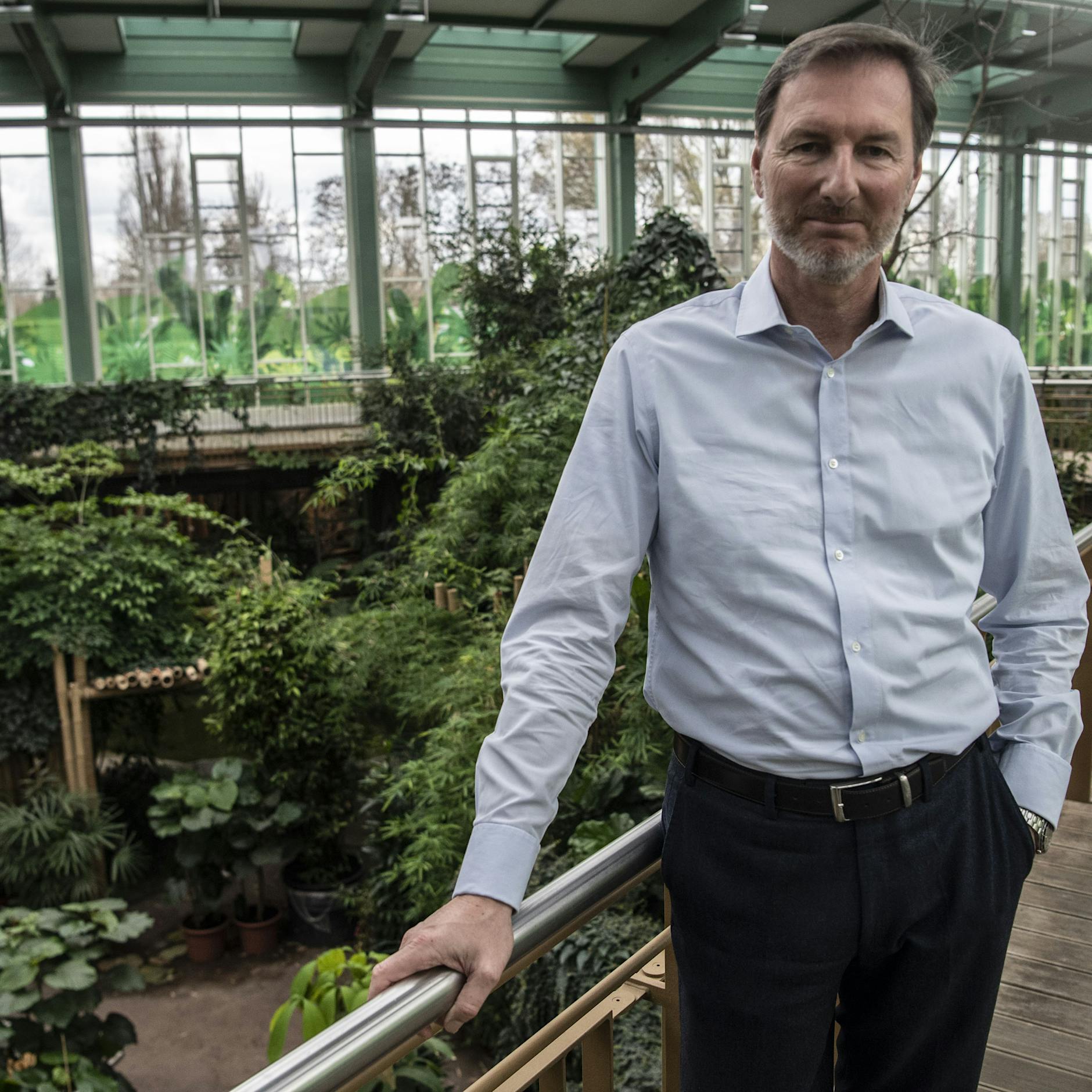 In der Tropenhalle wird die Heizung herunter gedreht, Licht nur noch im Minimalbetrieb: SO müssen Tierpark und Zoo jetzt sparen
