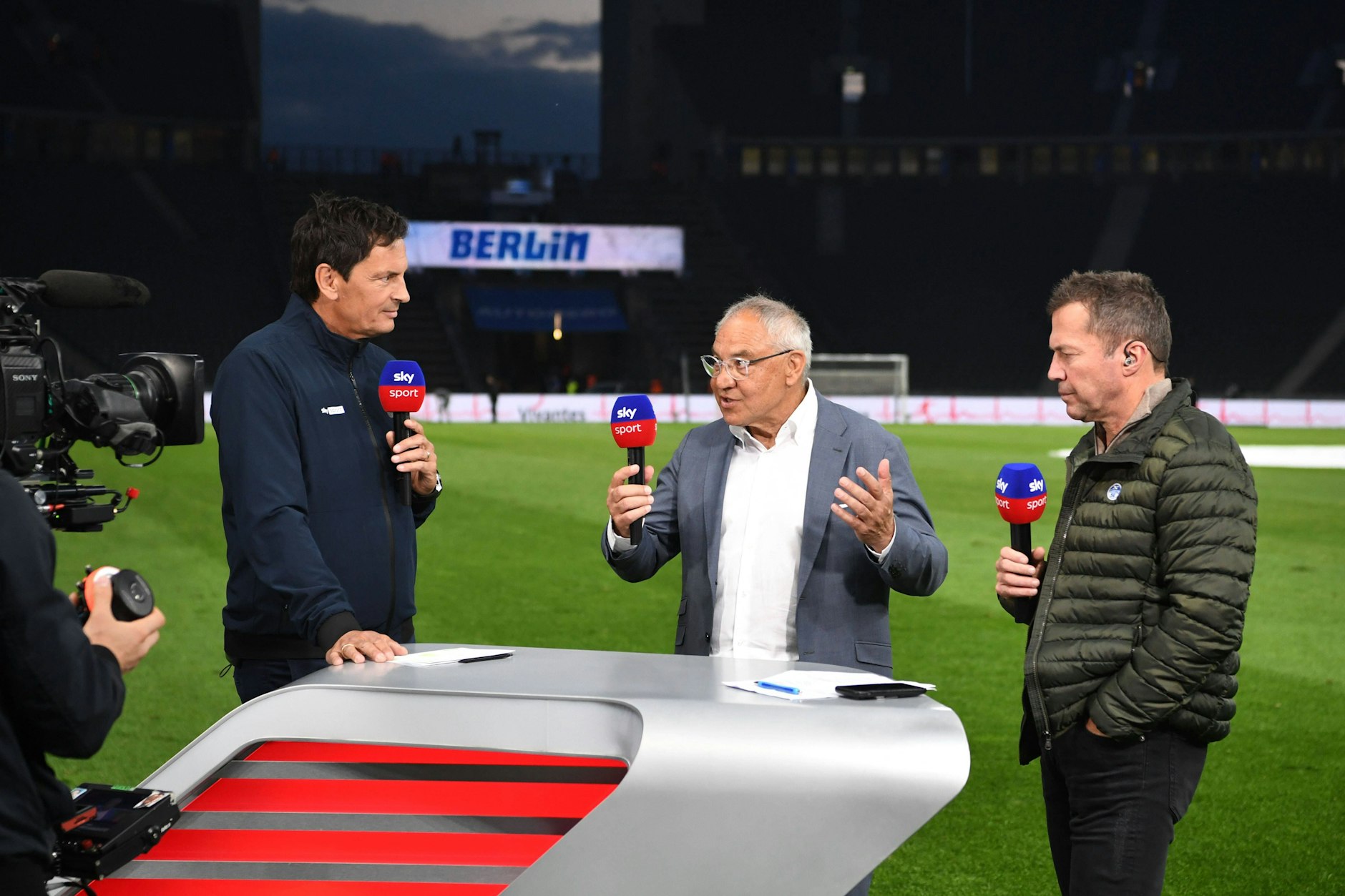 Fußball-Deutschland schwärmt vom 1. FC Union, auch Ex-Hertha-Trainer Felix Magath und TV-Experte Lothar Matthäus.