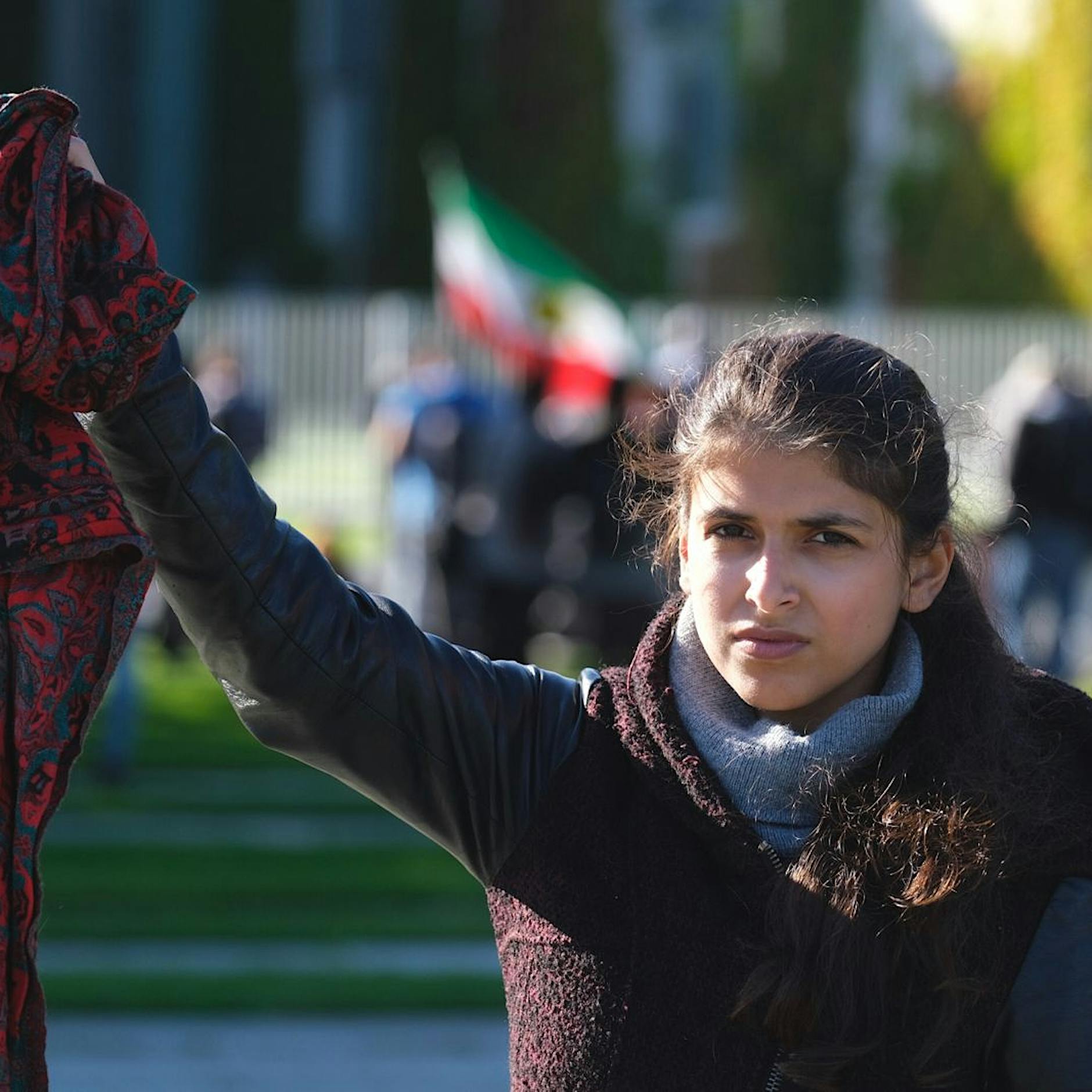 Iranische Aktivistinnen in Berlin: „Wo ist die feministische Außenpolitik?“