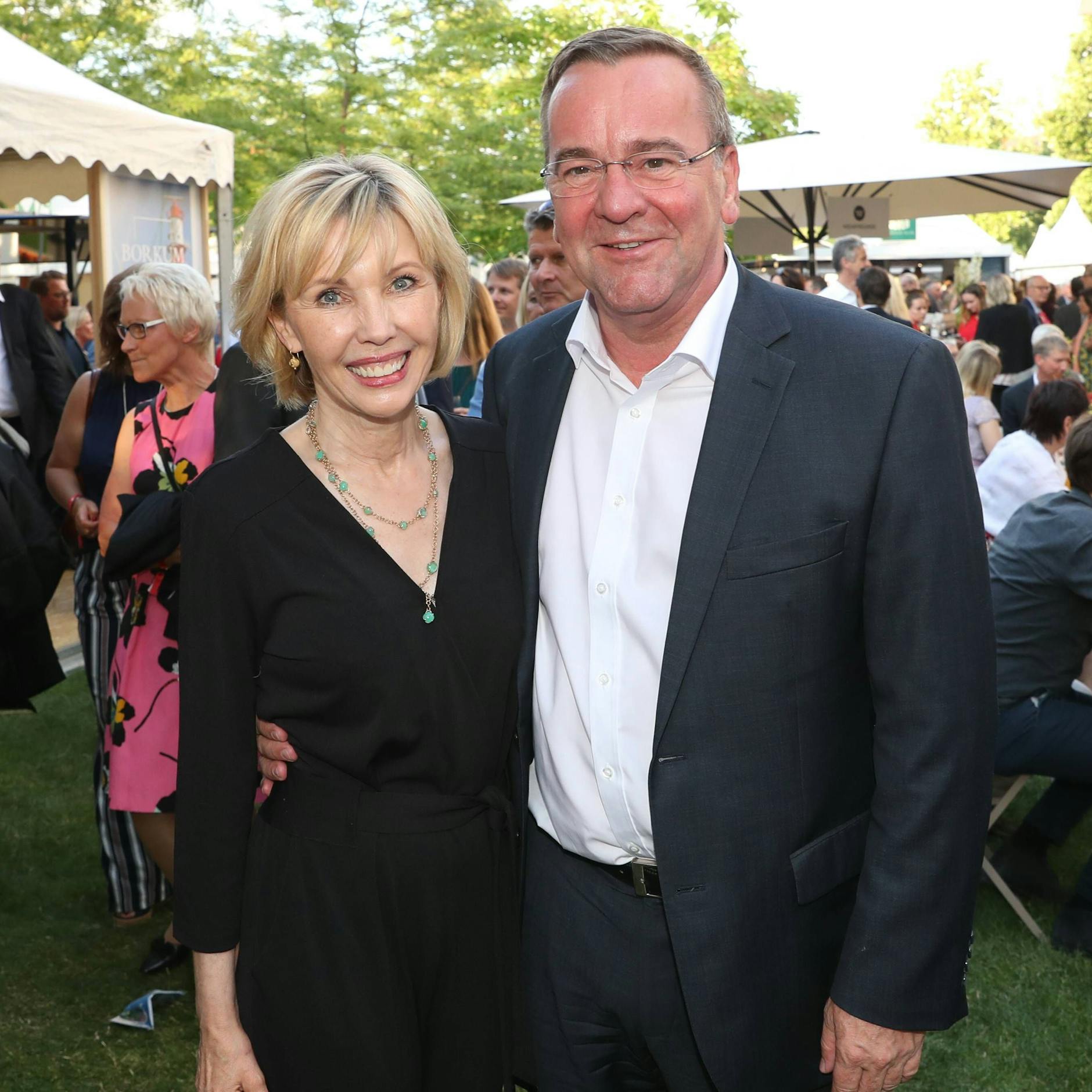 Doris Schröder-Köpf mit ihrem damaligen Lebensgefährten Boris Pistorius beim Sommerfest in der niedersächsischen Landesvertretung 2021 in Berlin