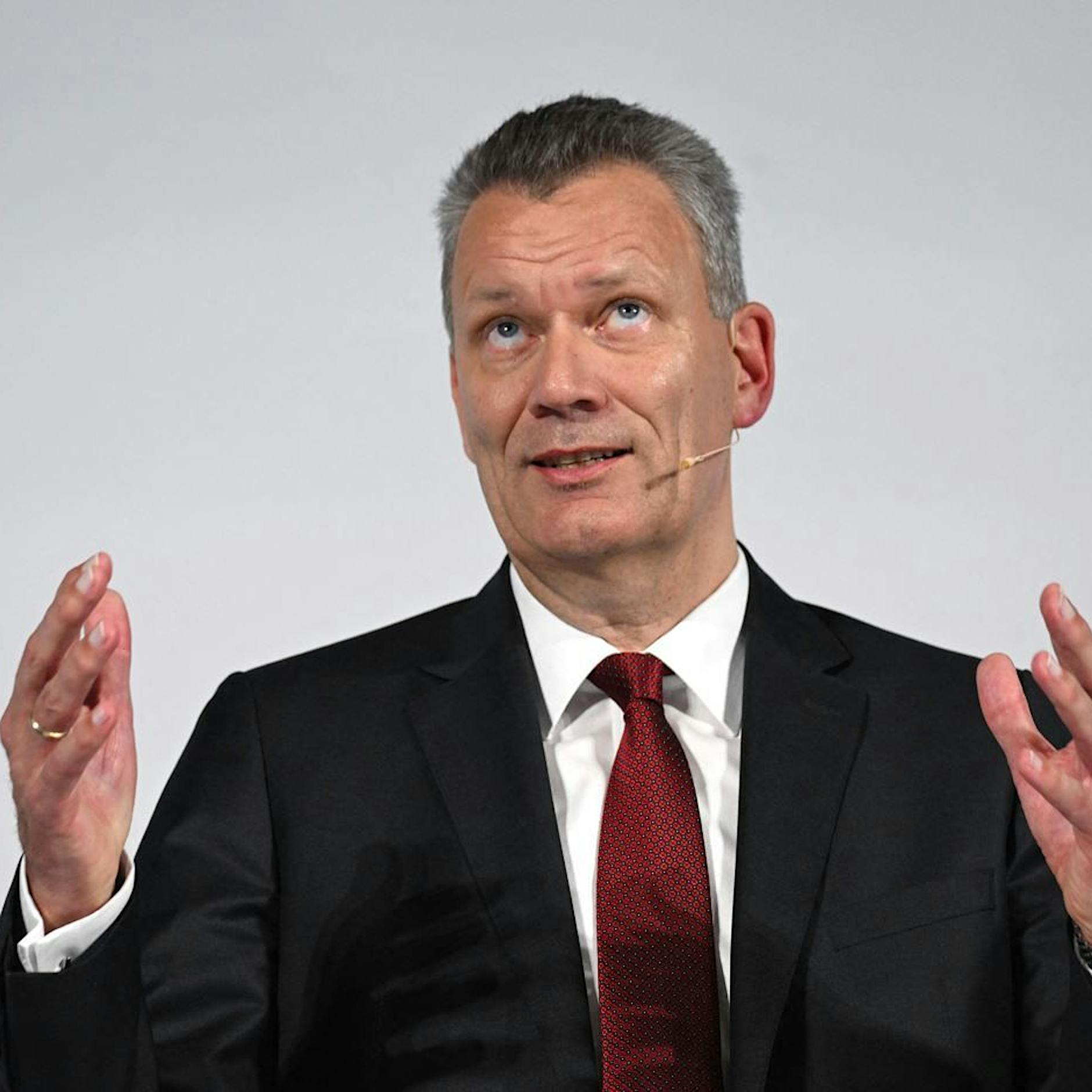 Nach Uniper-Verstaatlichung: Ist die Gasumlage noch haltbar, Herr Maubach?