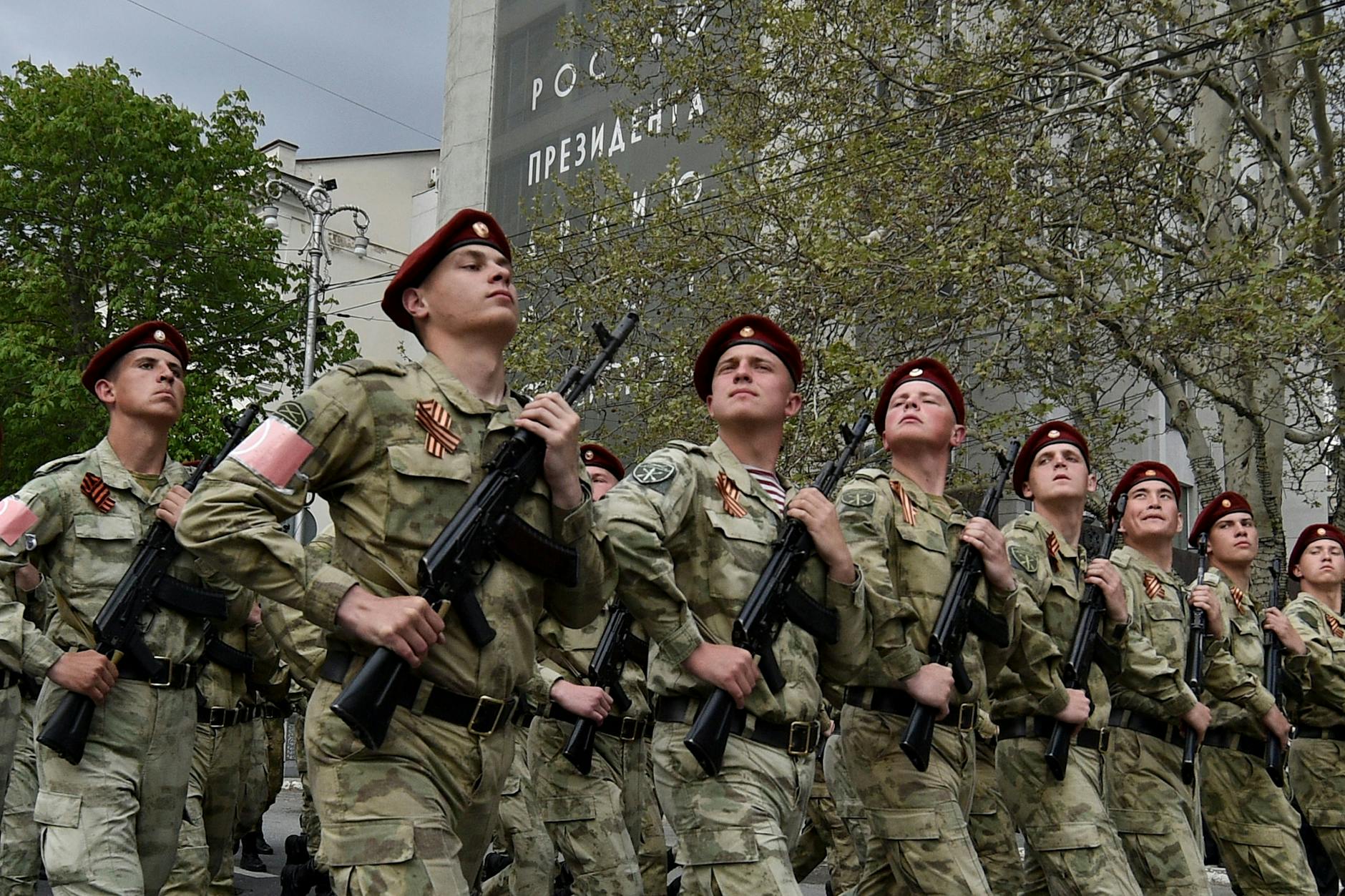 Der russische Präsident Wladimir Putin ordnet eine Teilmobilmachung der Streitkräfte an.