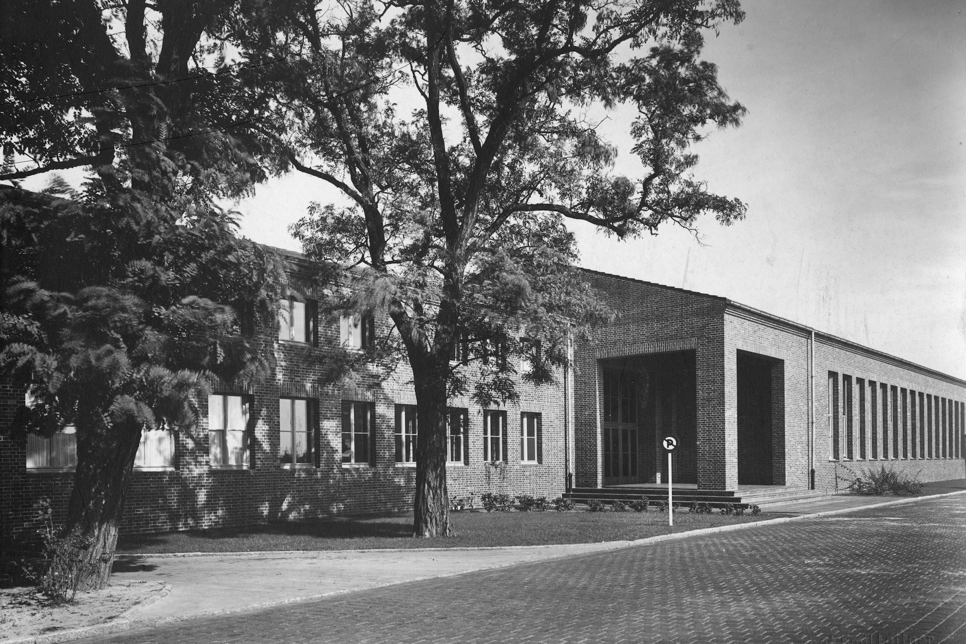 Das Kameradschaftshaus im Jahr 1939, hier befanden sich Küche, Speisesaal und Gästezimmer. Rechts die Fenster des Speisesaals.