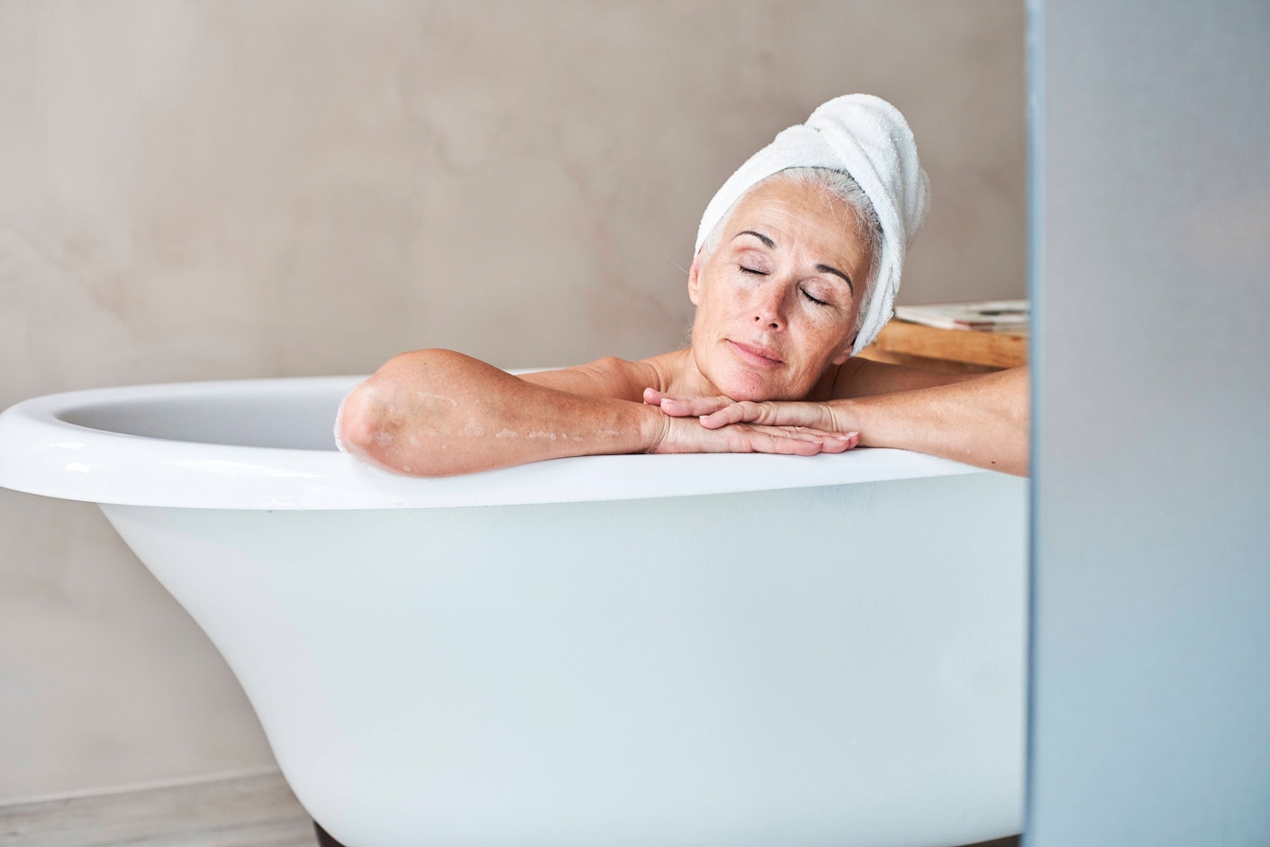 PreisSchock in der Energiekrise SO VIEL kostet derzeit eine Badewanne voll mit warmem Wasser