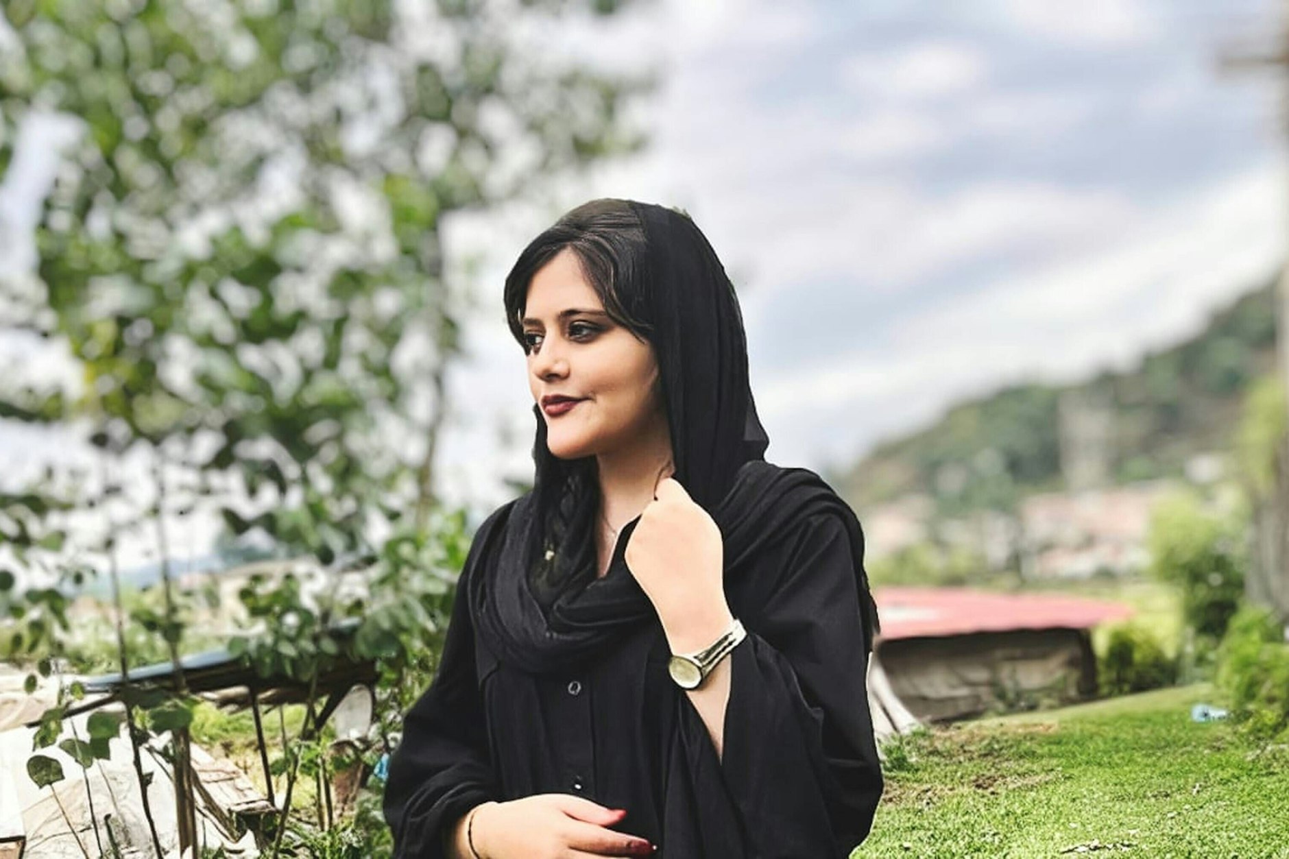 Mahsa Amini (22) starb nach der Festnahme durch die Sittenpolizei in Gewahrsam.