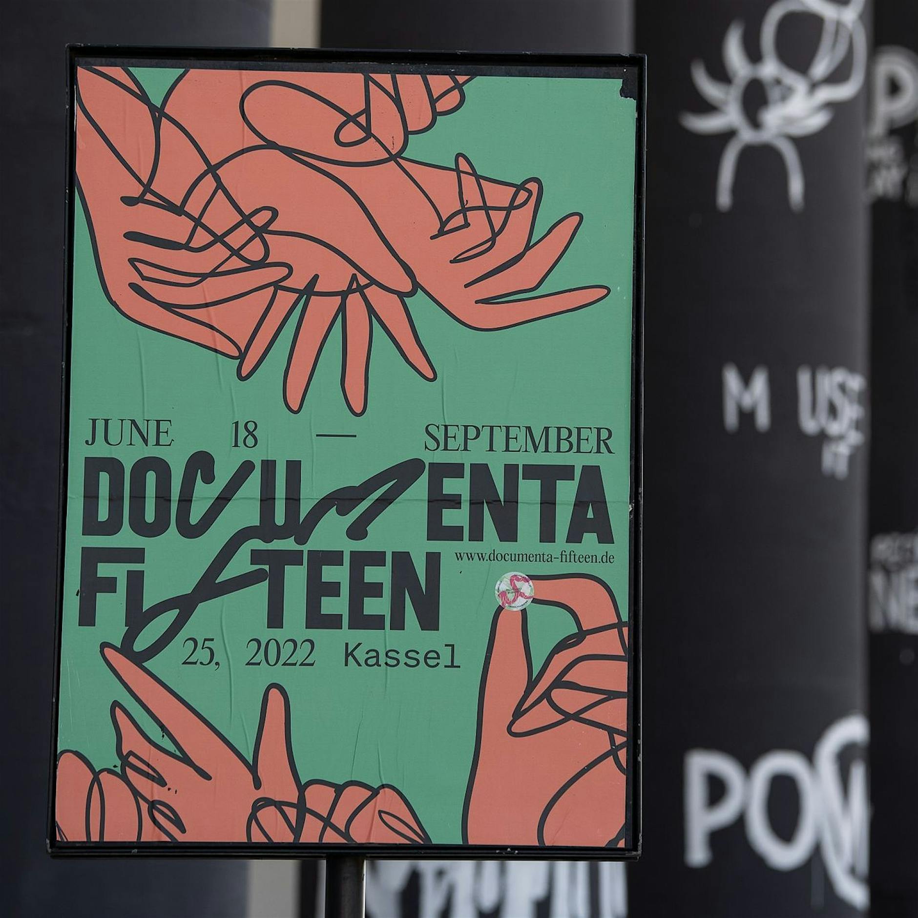 Konflikt um documenta: Umstrittene Arbeiten bleiben