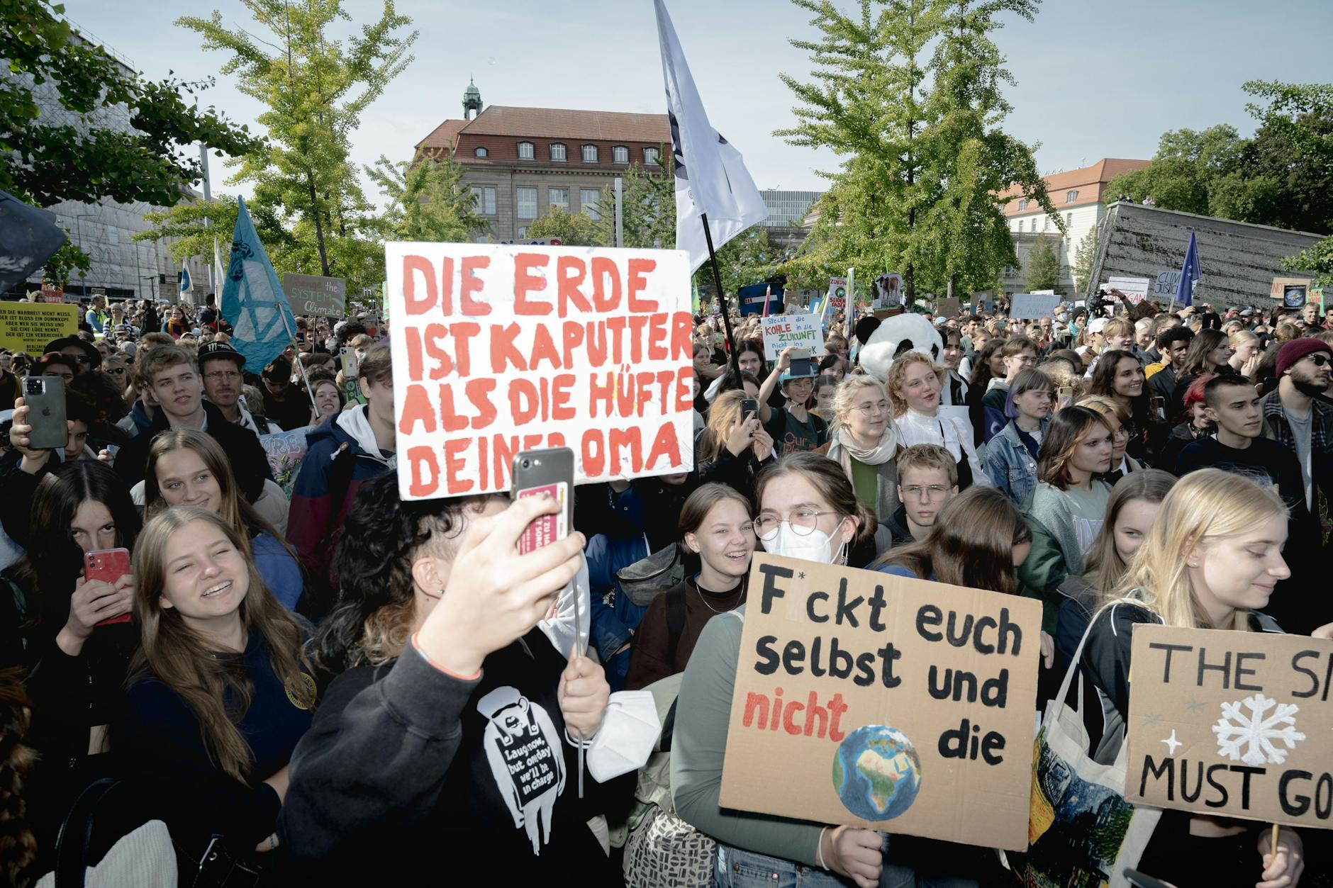 Allein in Berlin sind am Freitag über 36.000 Menschen für eine andere Klimapolitik auf die Straße gegangen. 