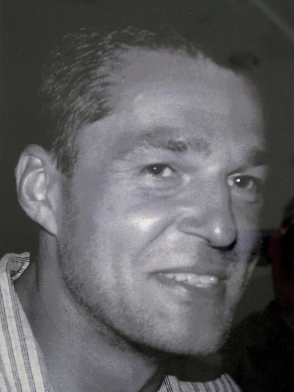 2003 wird der SEK-Mann Roland Krüger von dem Mitglied eines libanesischen Clans erschossen.