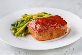 Geniales Rezept: Dieser Hackbraten spielt in einer anderen Liga – und trotzdem ist er so einfach