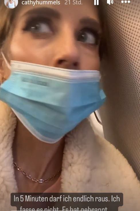 Man sieht Cathy Hummels den Schreck an!
