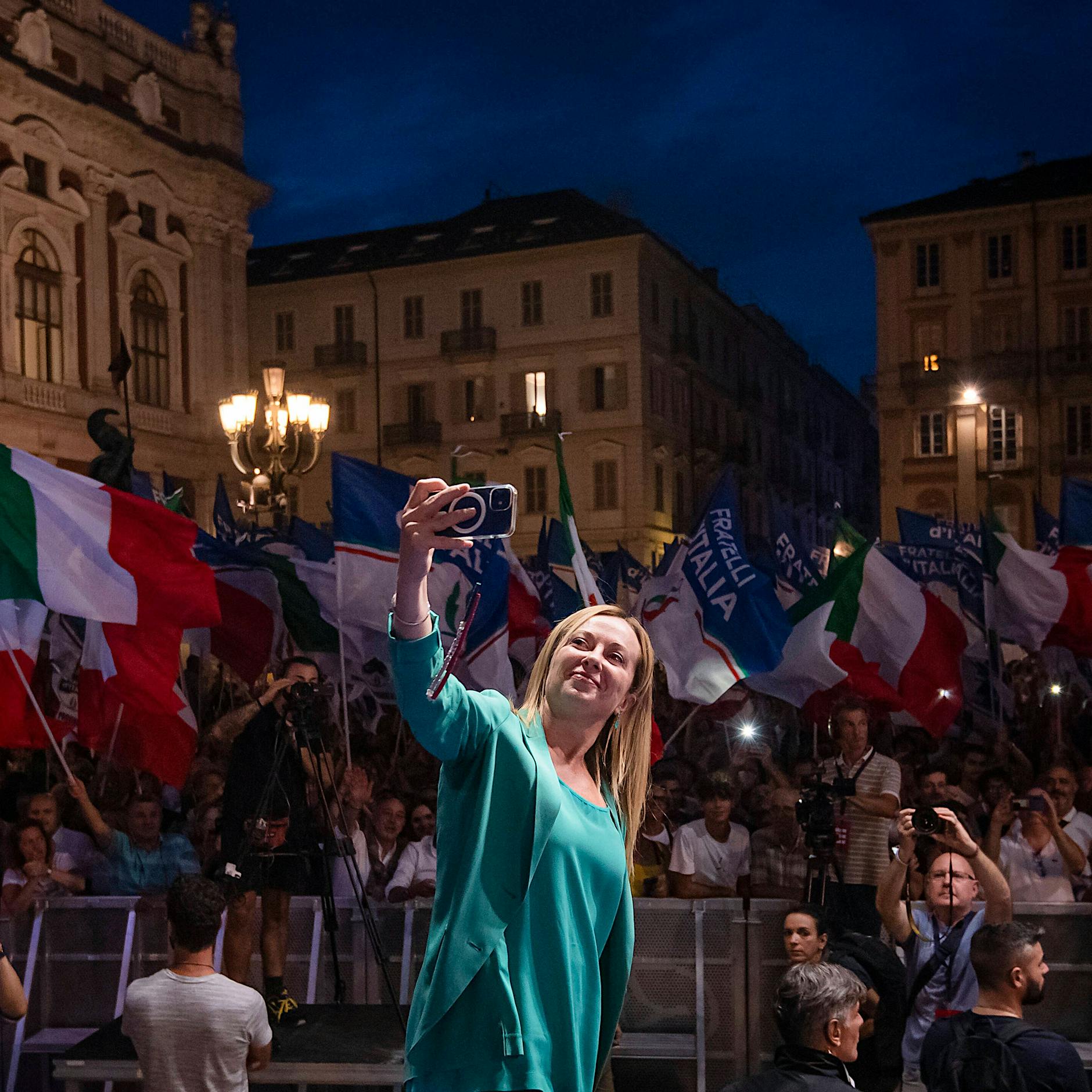 Wahlsieg von Giorgia Meloni: Für Italien geht’s zurück in die Vergangenheit
