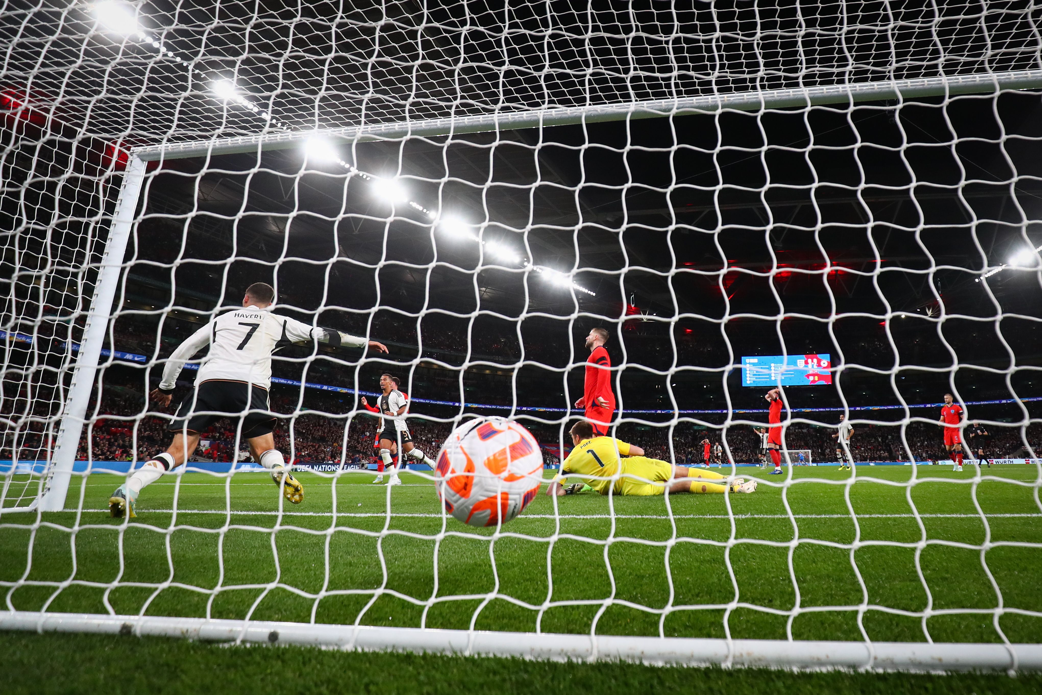 Image - Nur ein 3:3 - Deutschland verspielt Prestigesieg gegen England