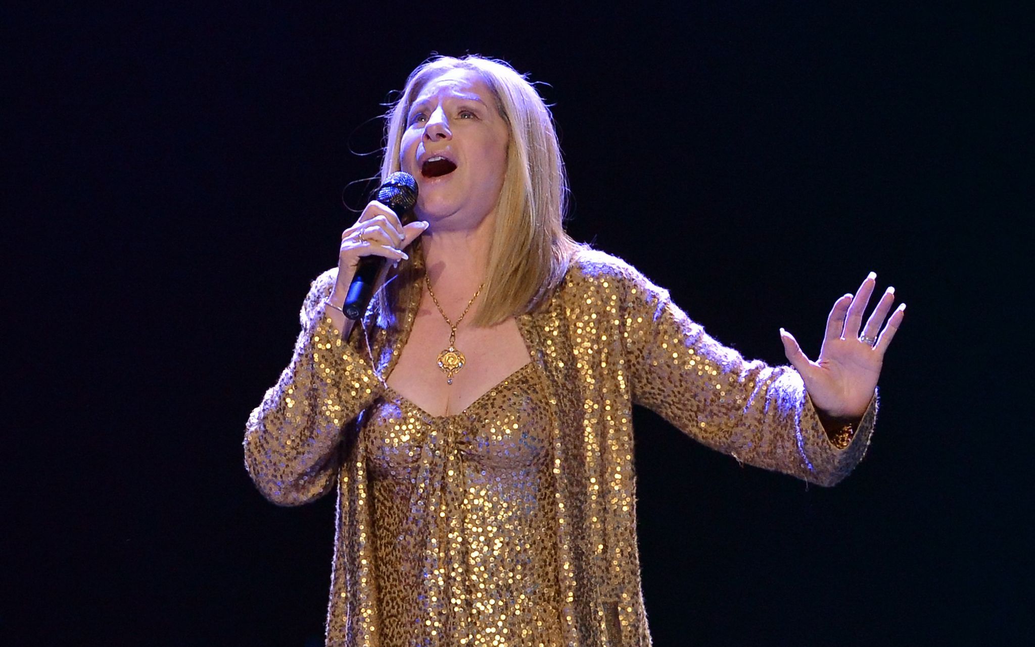 Barbra Streisand bringt ihr Debüt-Live-Album mit 60 Jahren Verspätung heraus