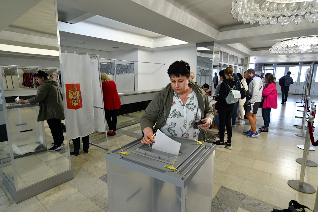 Scheinreferenden: Russland meldet hohe Zustimmung zu Annexion