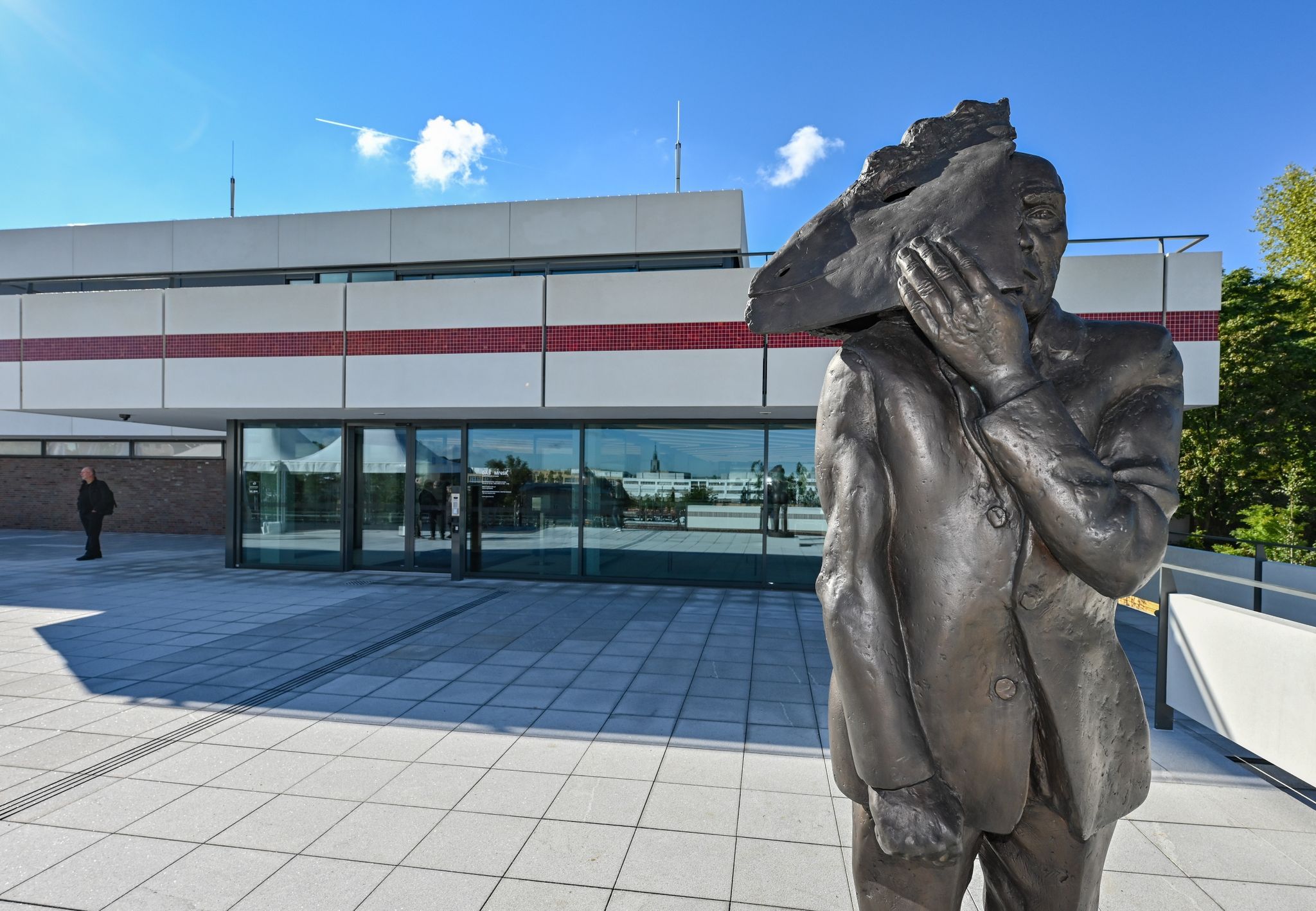 Jenseits von Geschichtsverklärung und DDR-Folklore: Das Kunsthaus Minsk