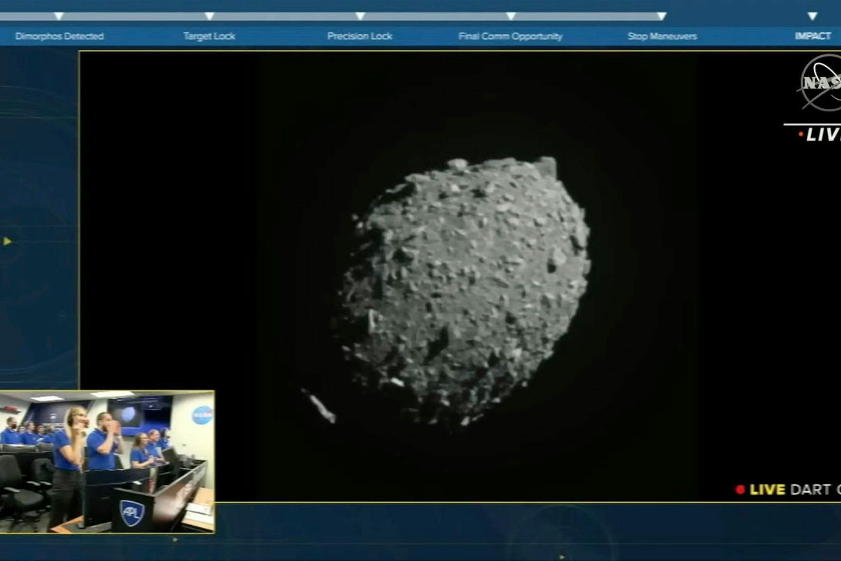 In diesem Videostandbild aus einem Nasa-Livestream steuert die Raumsonde «Dart» auf den Asteroiden Dimorphos zu.