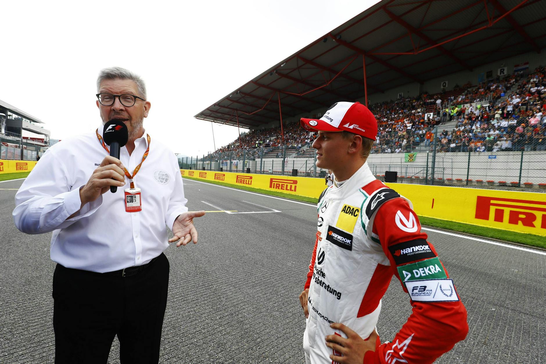 Ross Brawn hat Mick Schumacher schon lange auf dem Radar, interviewte ihn auch 2017 in Spa, als Mick den Formel-1-Boliden von Papa Michael fuhr. 