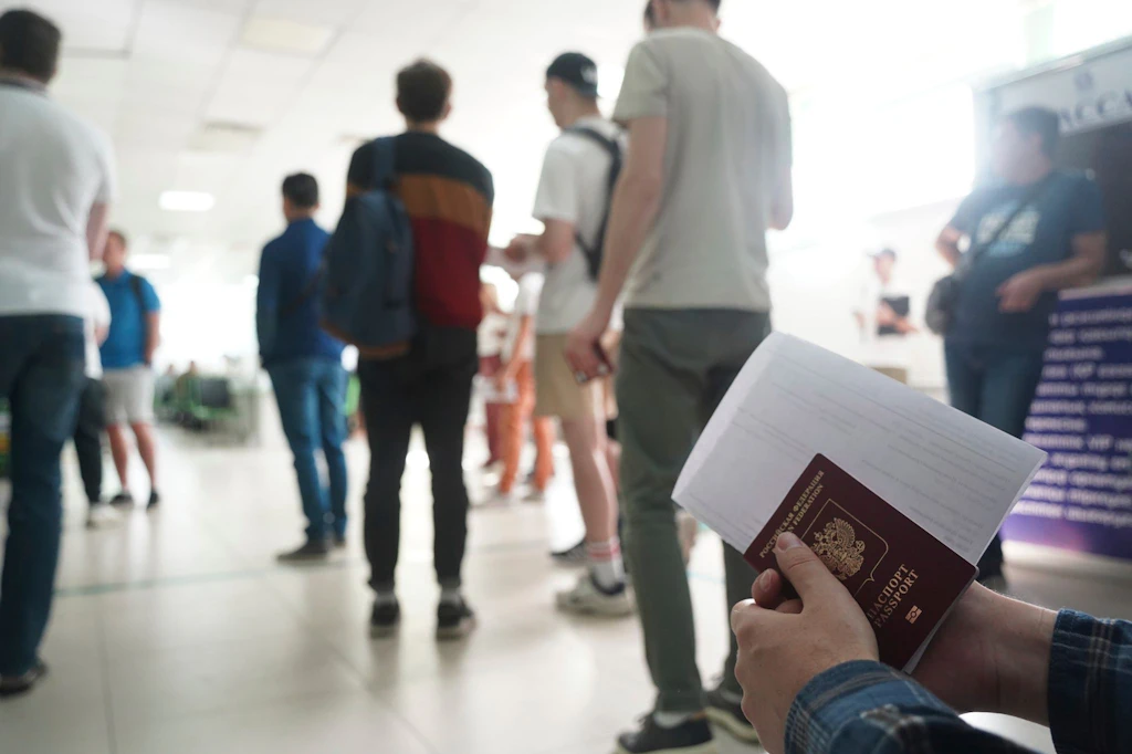 100.000 Russen nach Kasachstan gereist