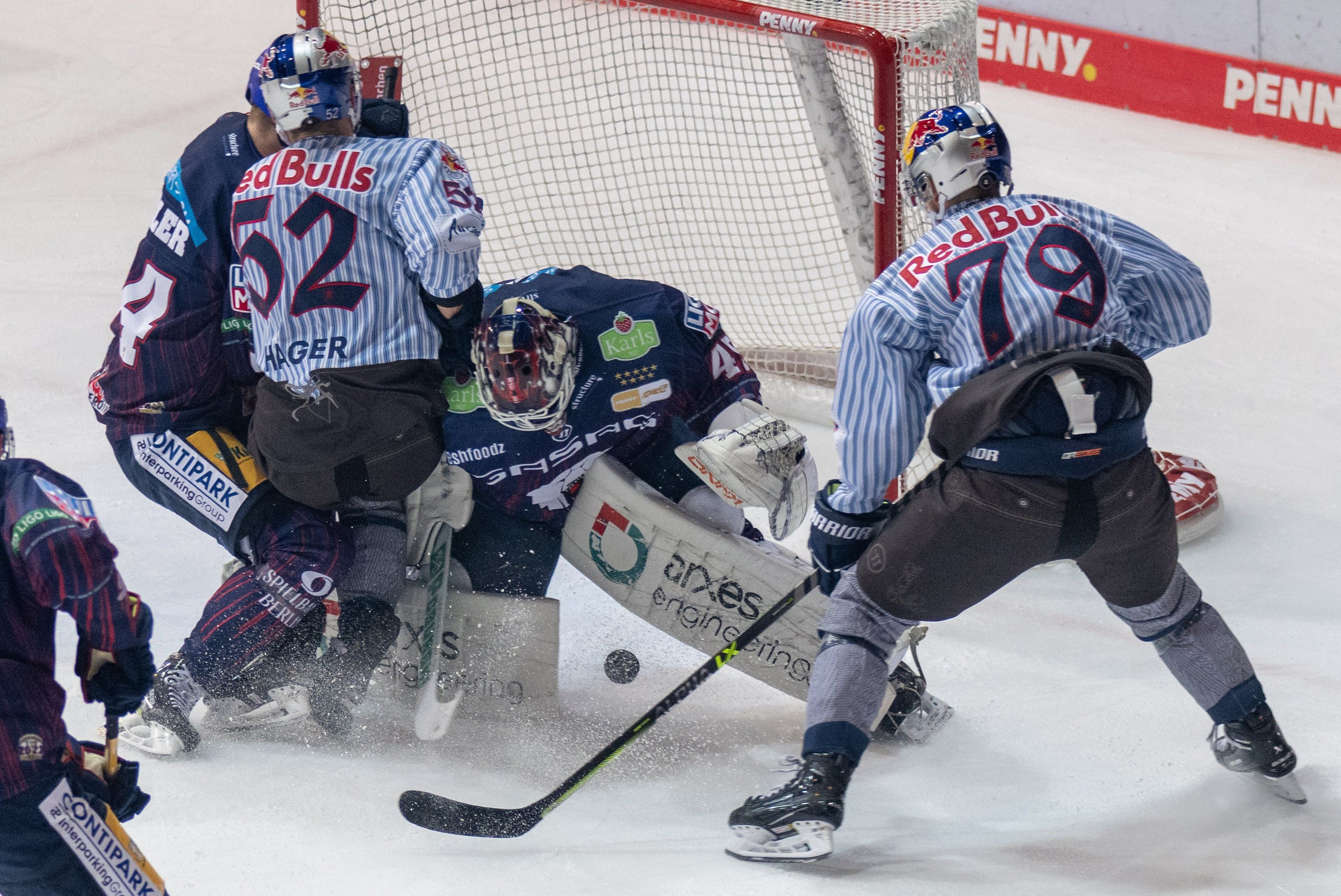 Image - DEL-Spitzenspiel: Eisbären Berlin kassieren herbe Klatsche beim Vizemeister