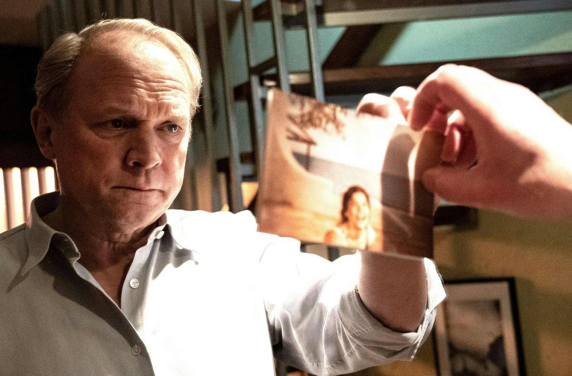 HANDOUT - Felix Murot (Ulrich Tukur) in einer Szene aus «Tatort: Murot und das Gesetz des Karma»:  