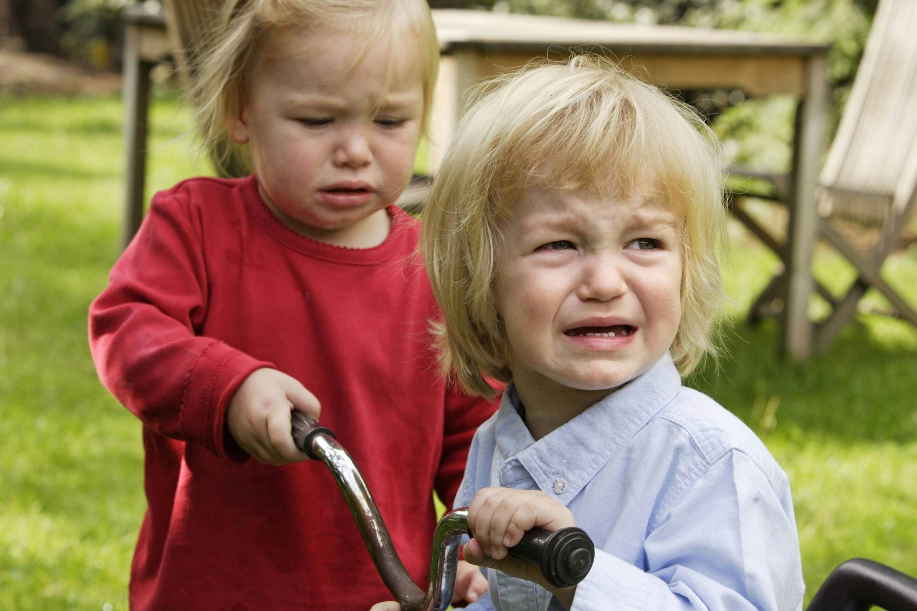 Je kleiner die Kinder sind, desto mehr Unterstützung brauchen sie bei Konflikten.