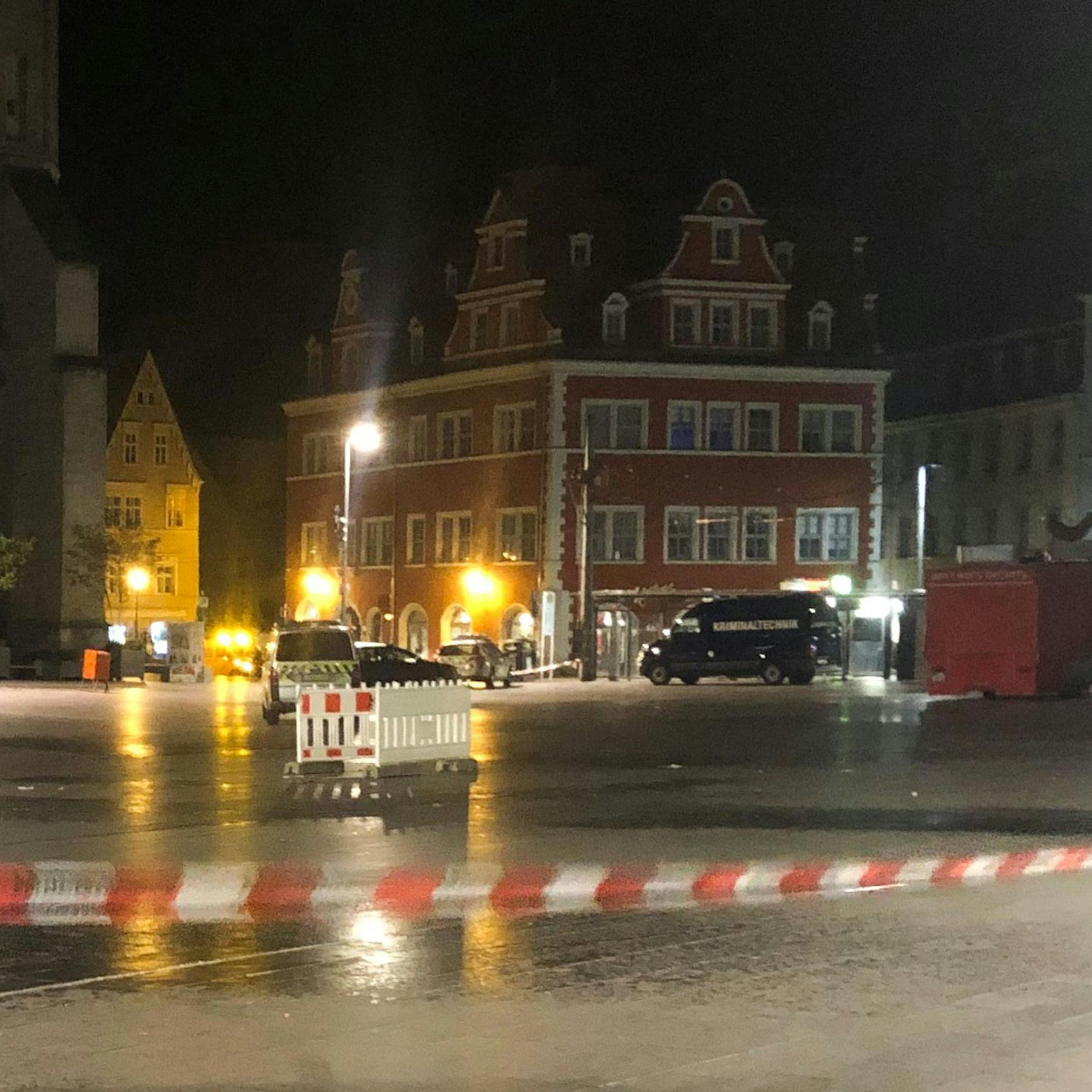 Update: Drei Verletzte bei schwerer Explosion in Halle - Polizei vermutet als Ursache brennende Sprayflaschen