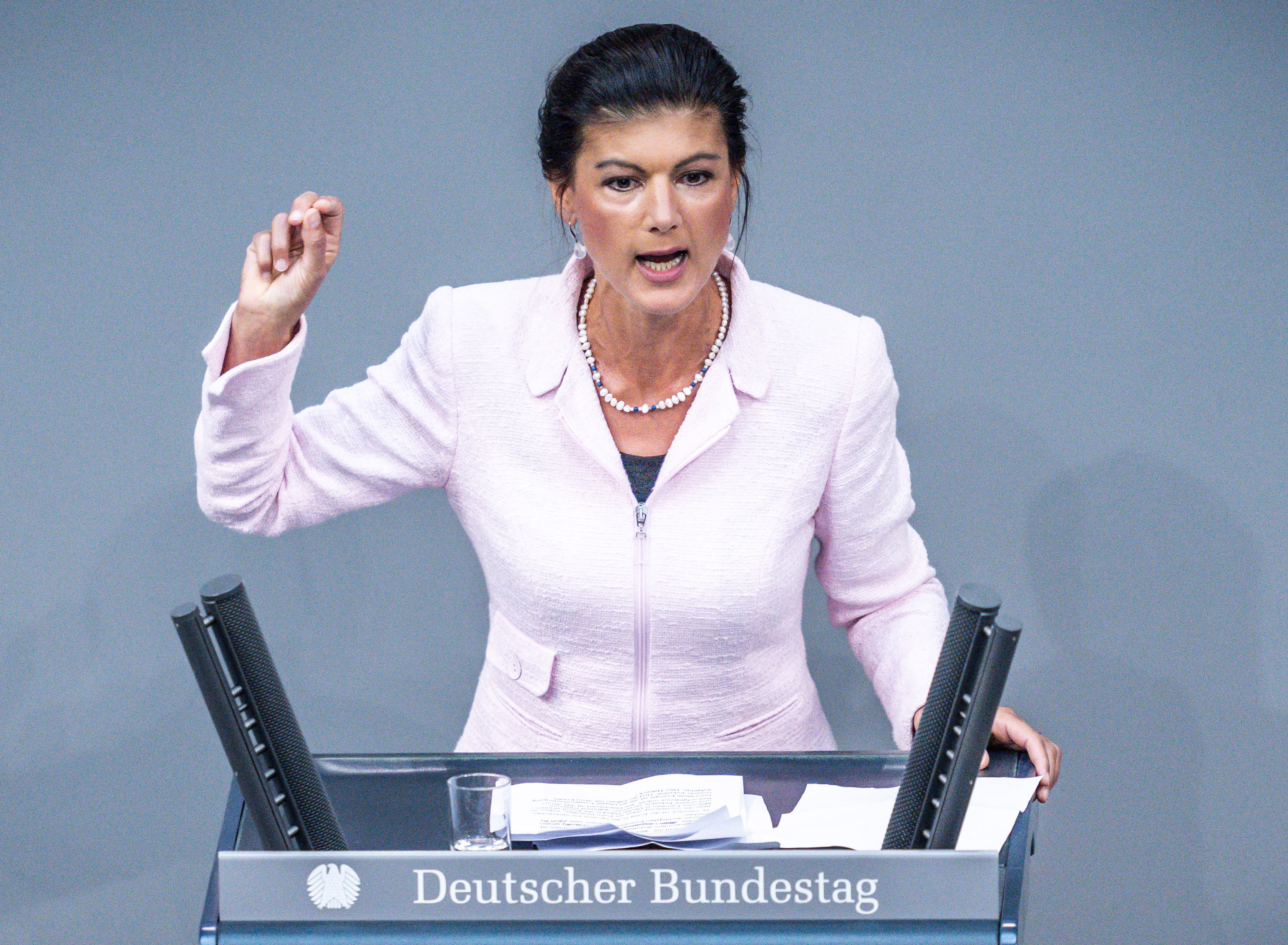 Von Sahra Wagenknecht Kritisiert: Alle Russland-Sanktionen Der EU Im ...