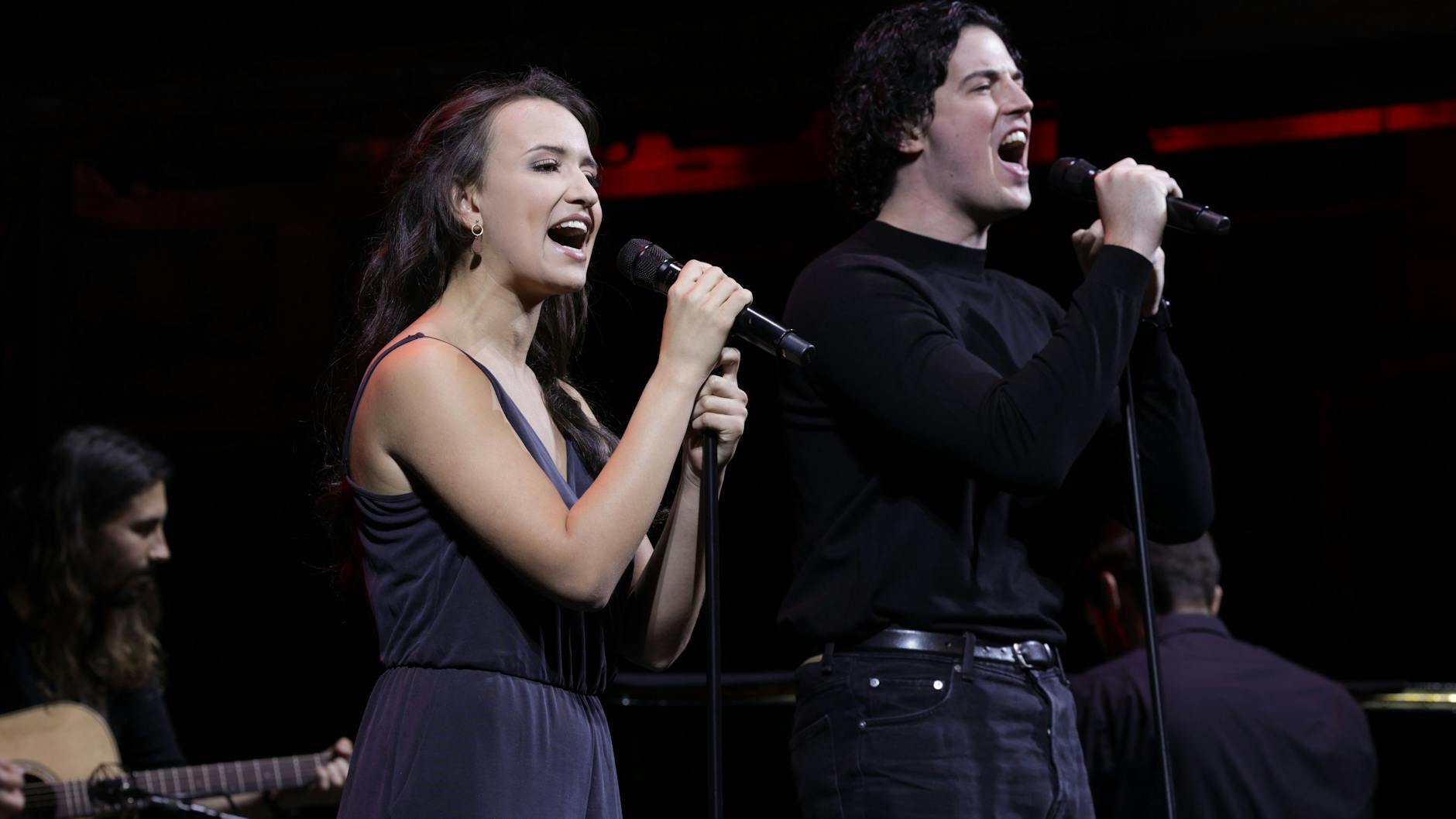 Paul Csitkovics (27) und Yasmina Hempel (22) sind Romeo und Julia. Eines ihrer Duette in dem Musical ist der Rosenstolz-Hit „Liebe ist alles“.