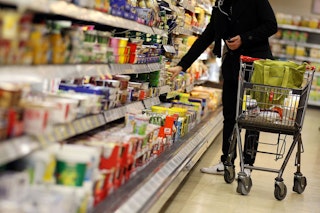 Inflation bei 10 Prozent – Deutsche schränken sich beim Einkaufen ein