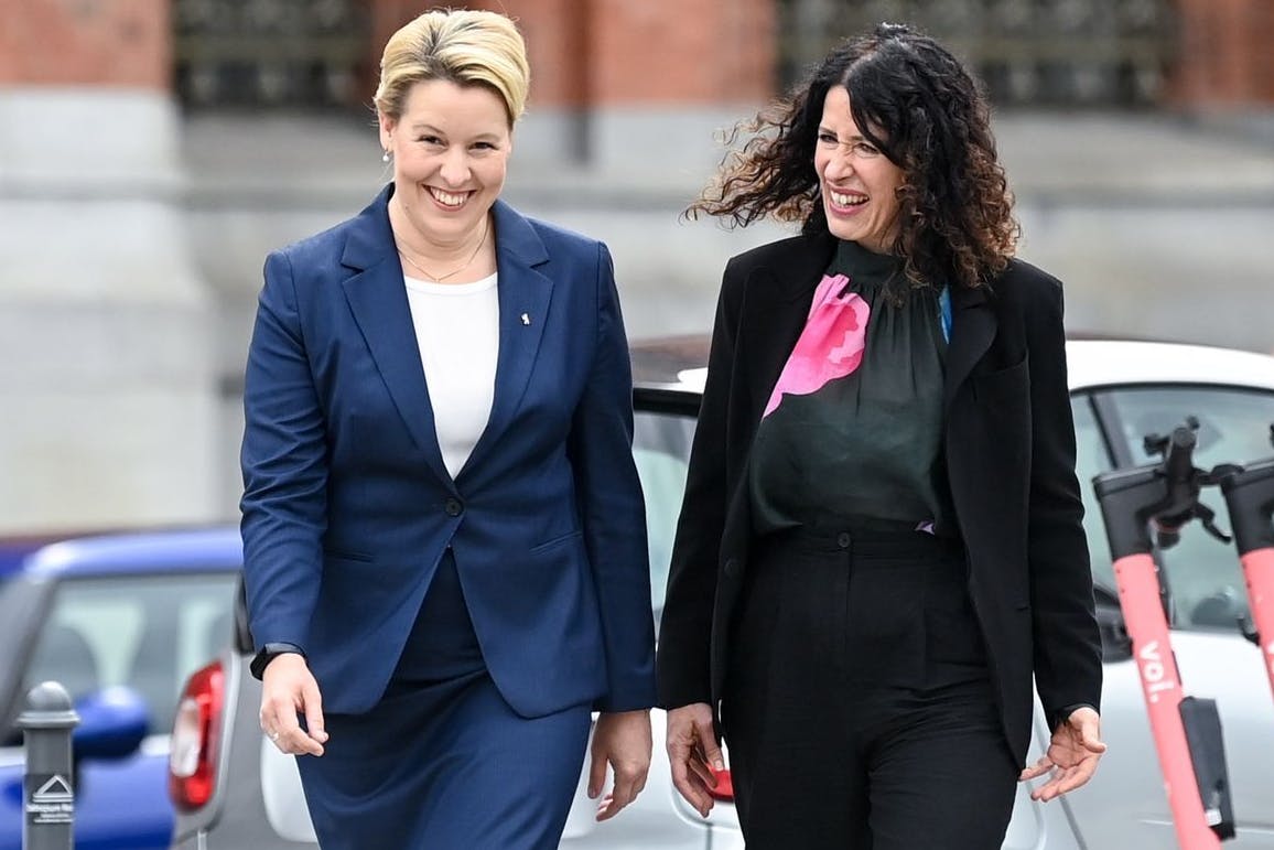 Franziska Giffey, SPD, und Bettina Jarasch, Grüne: Beide haben Chancen aufs Bürgermeisteramt in Berlin bei der Wahlwiederholung. 