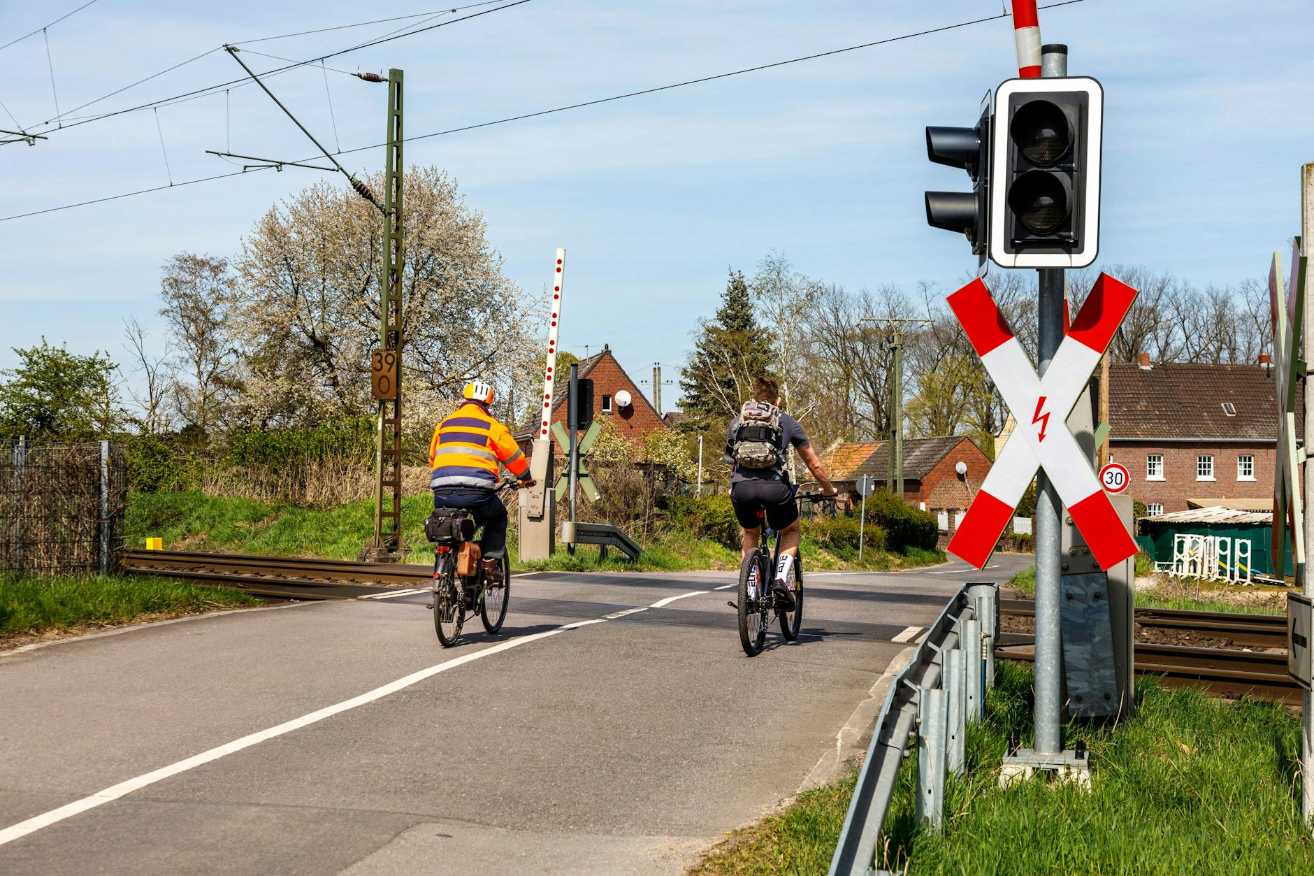 Der Mann war gegen eine Schranke gefahren und gestürzt. Er klagt nun gegen die Stadt Ribnitz-Damgarten (Symbolbild).