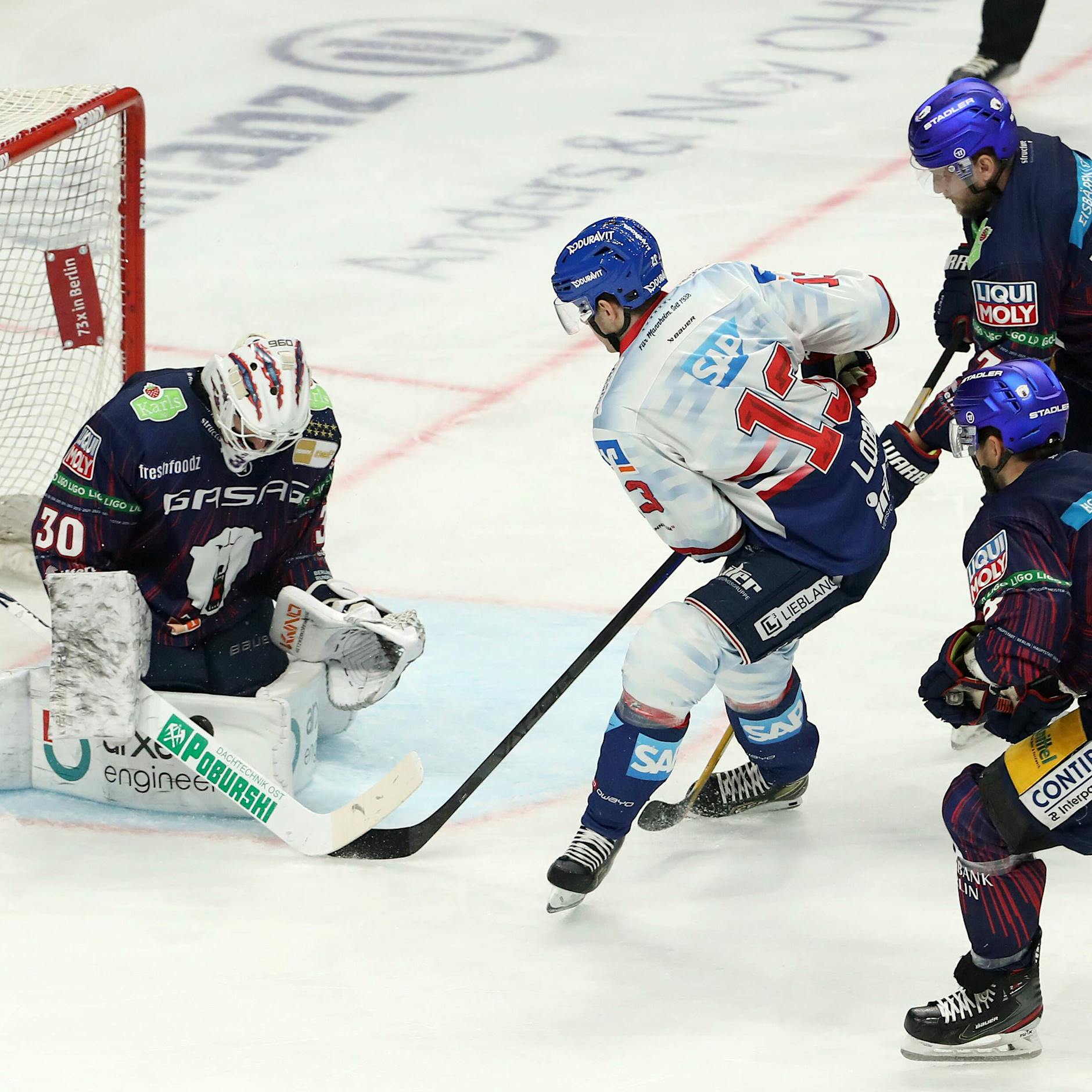 Nächste Klatsche – Adler Mannheim ballern Eisbären Berlin endgültig in die Krise