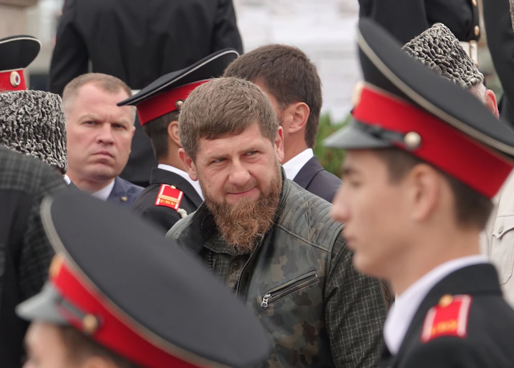 Ukraine: Putins „Bluthund“ Kadyrow fordert Einsatz von Atomwaffen