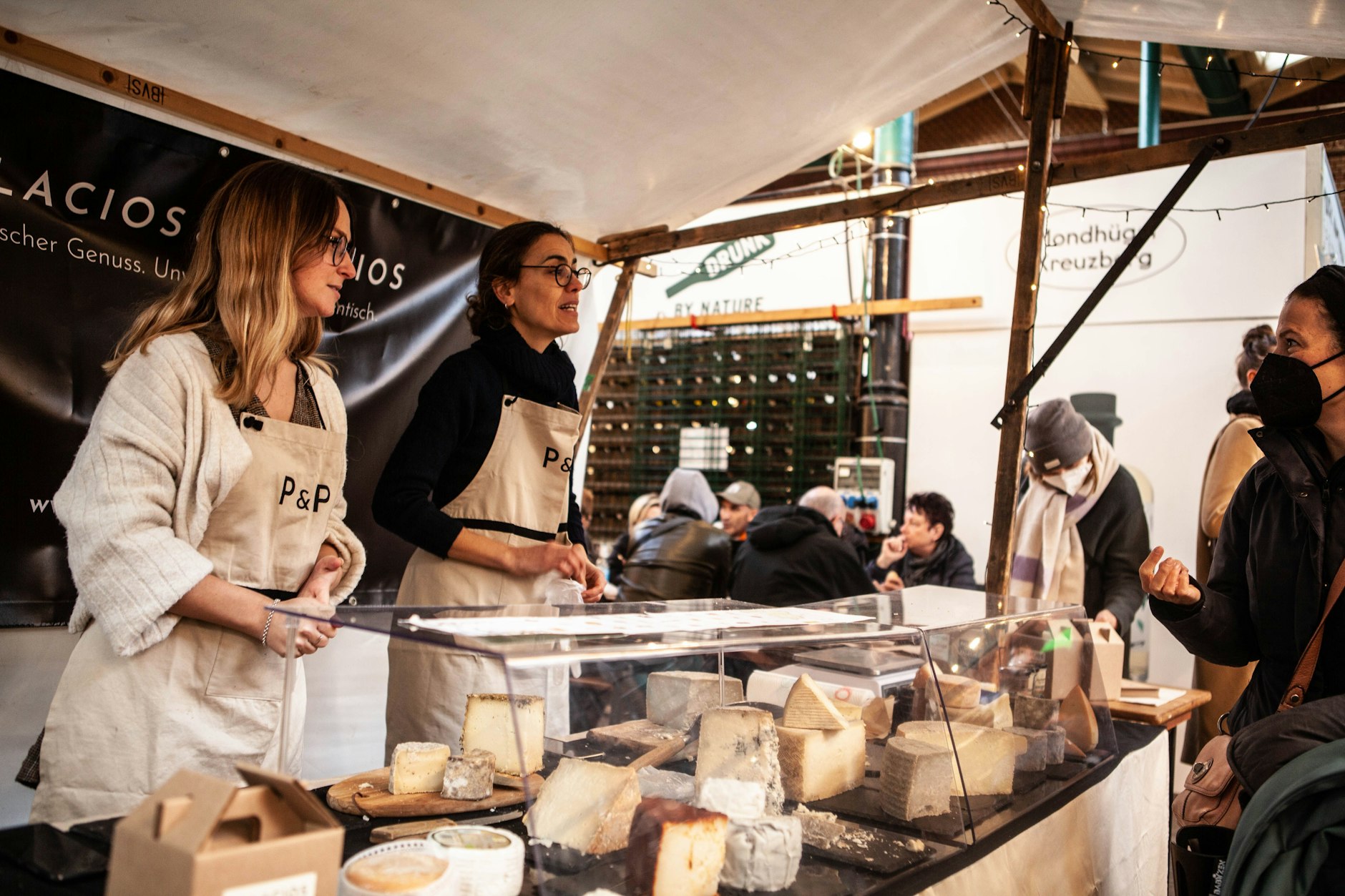 Produzenten aus Spanien, Italien, Deutschland und Polen kommen bei der Cheese Berlin zusammen.