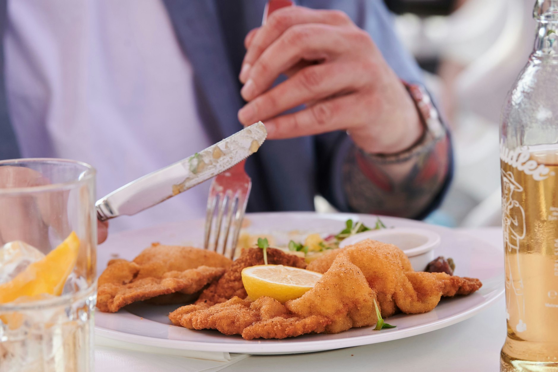 Ein Wirt in Österreich verlangt für sein Wiener Schnitzel 149 Euro.