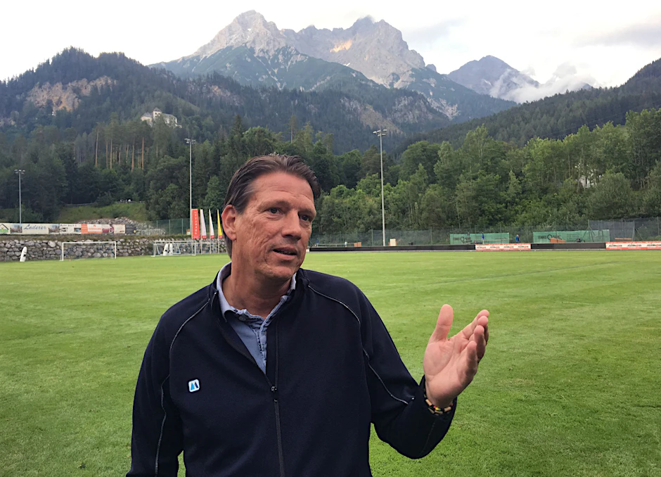 ARCHIV - Beendet auf eigenen Wunsch sein Engagement beim Salzburger Regionalligisten FC Pinzgau Saalfelden: Christian Ziege.  