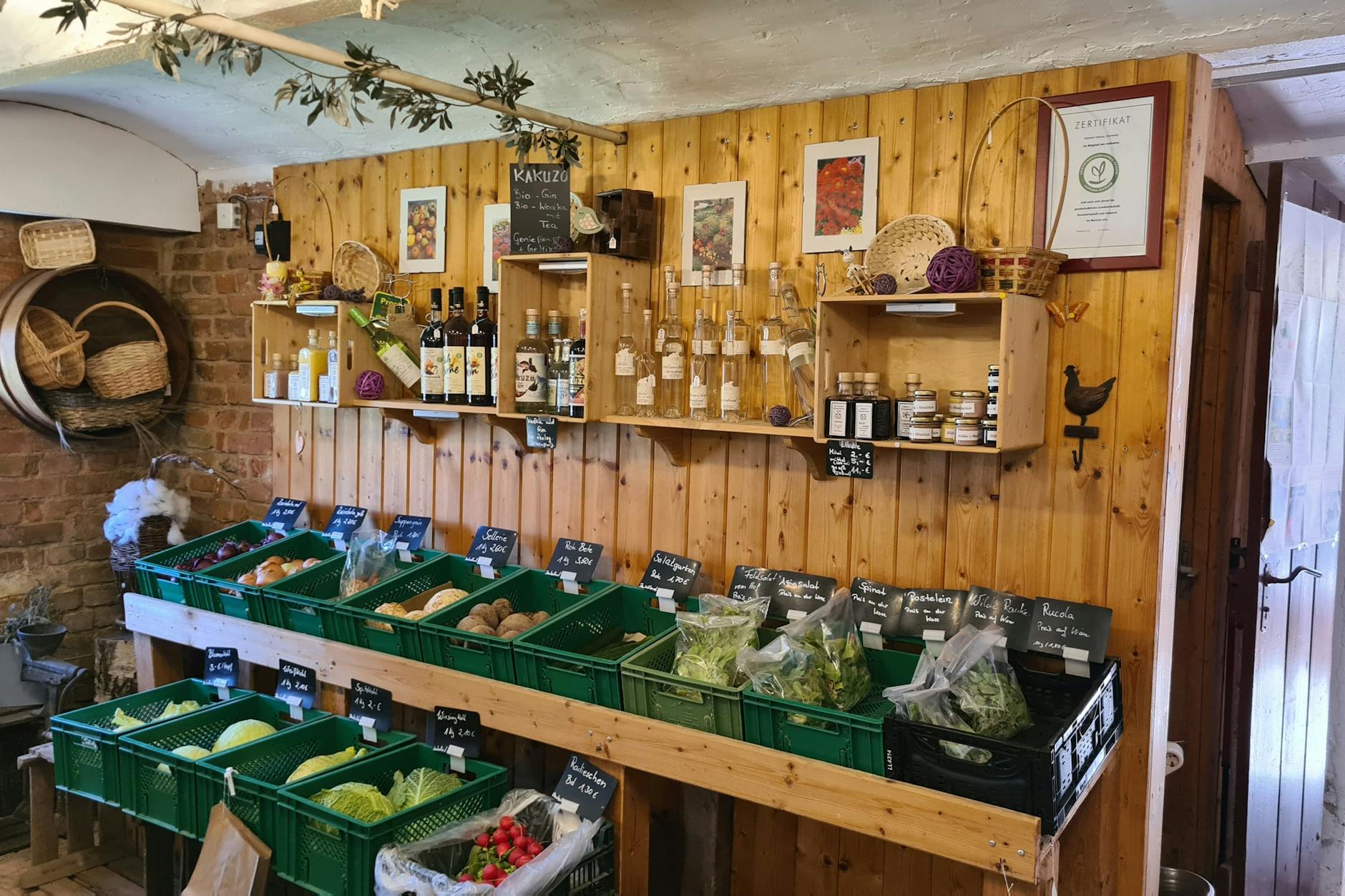 Seit 2005 gibt es hier eigentlich fast alles: im Hofladen von Familie Hübner.