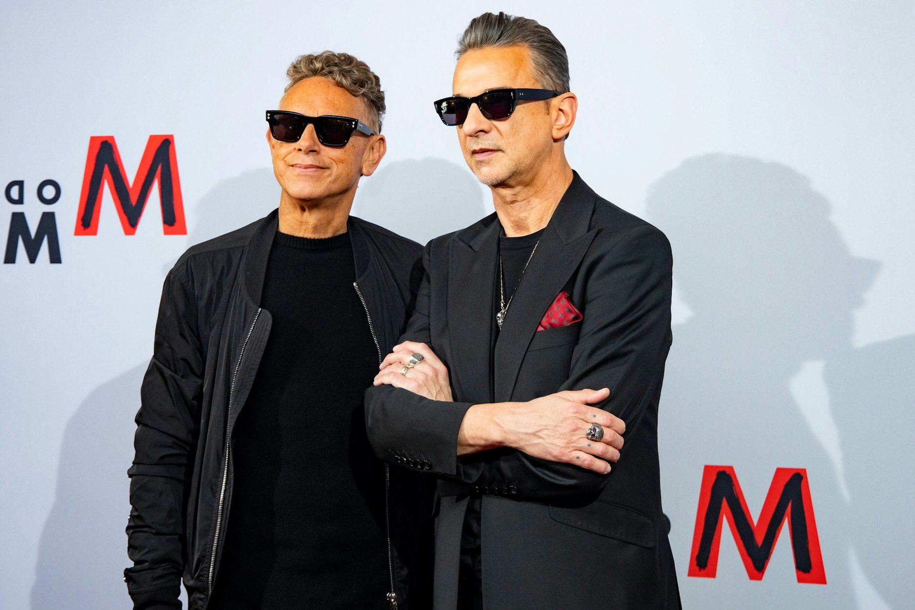 Martin Gore (l.) und Dave Gahan von Depeche Mode beim Photocall in Berlin