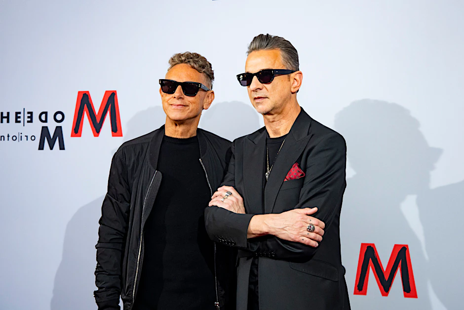 Martin Gore (l.) und Dave Gahan von Depeche Mode beim Photocall in Berlin