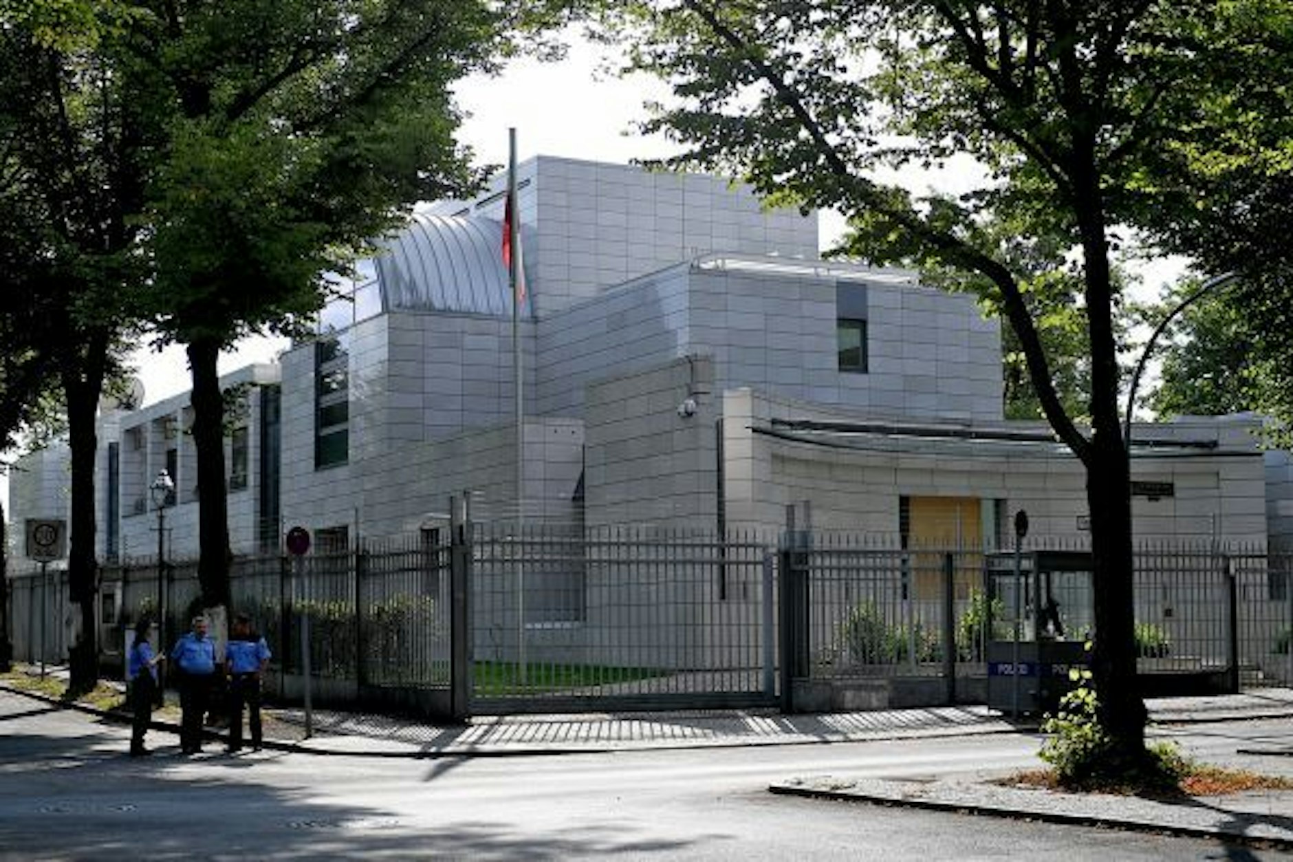 Botschaft des Iran in Berlin-Dahlem.