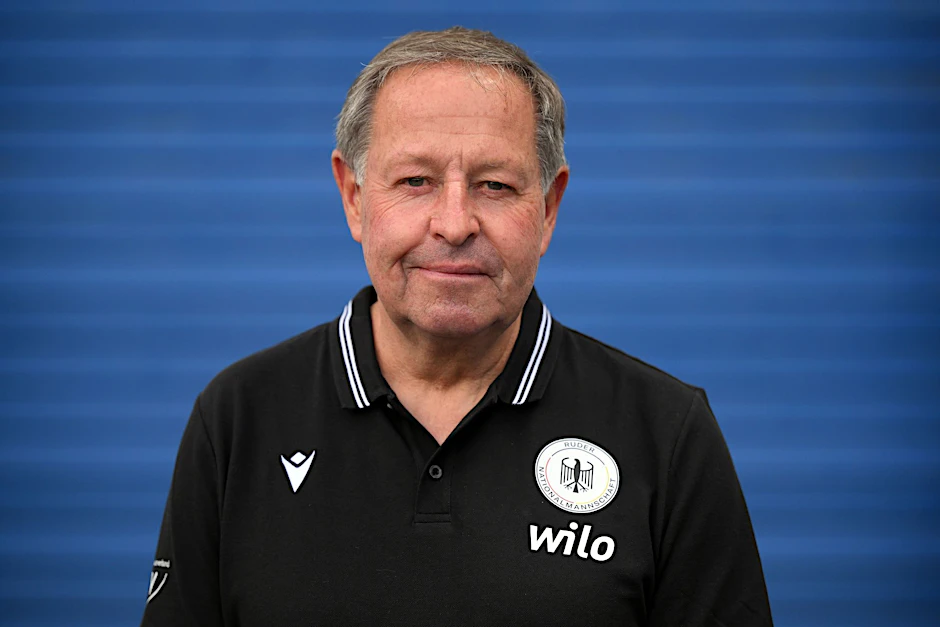 ARCHIV - Der Bundestrainer der deutschen Ruderer: Uwe Bender.  
