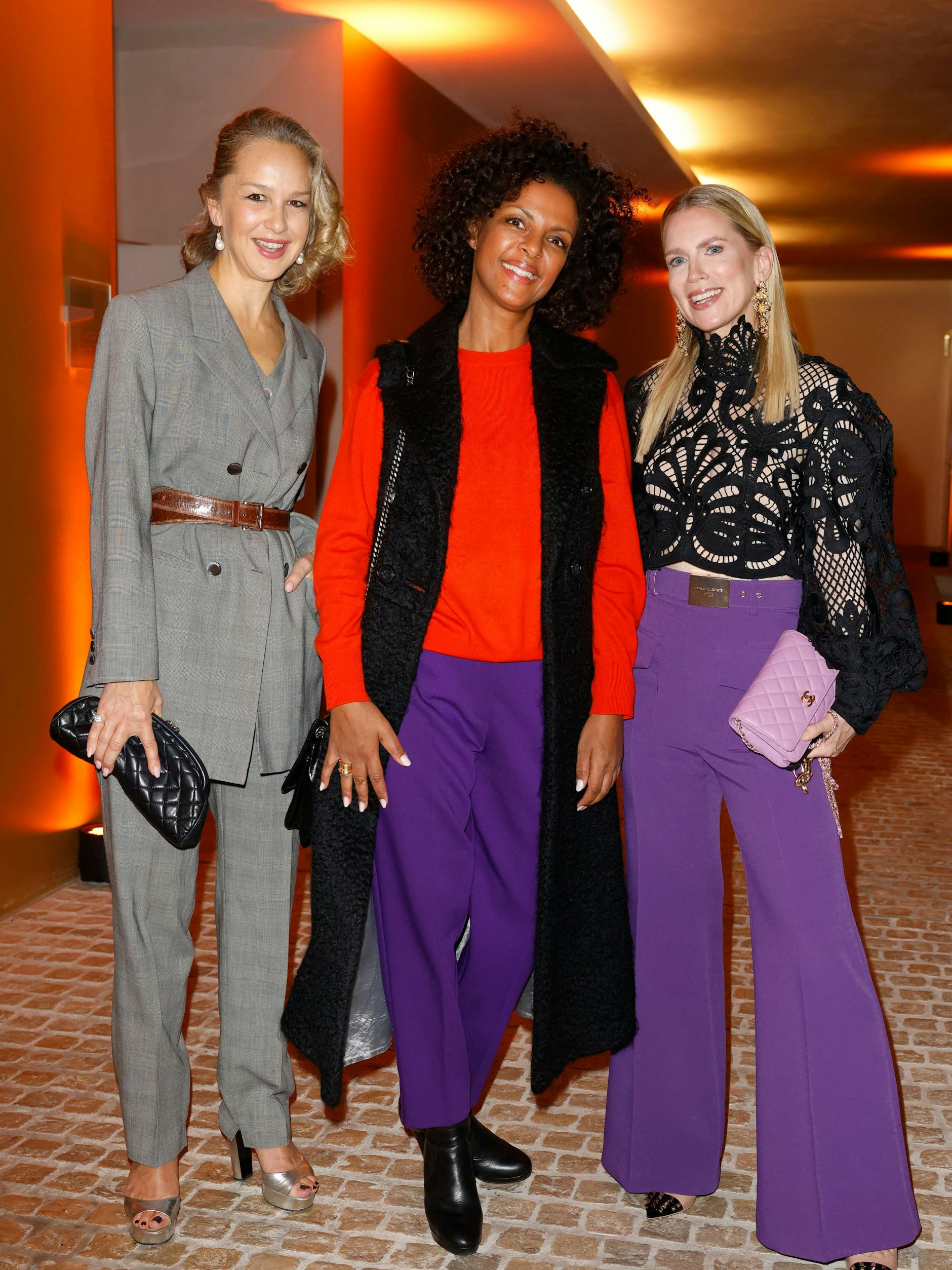 Gäste beim Bold Woman Award 2022: Esther Seibt, Dennenesch Zoudé und Tamara Gräfin von Nayhauß (v. li.).