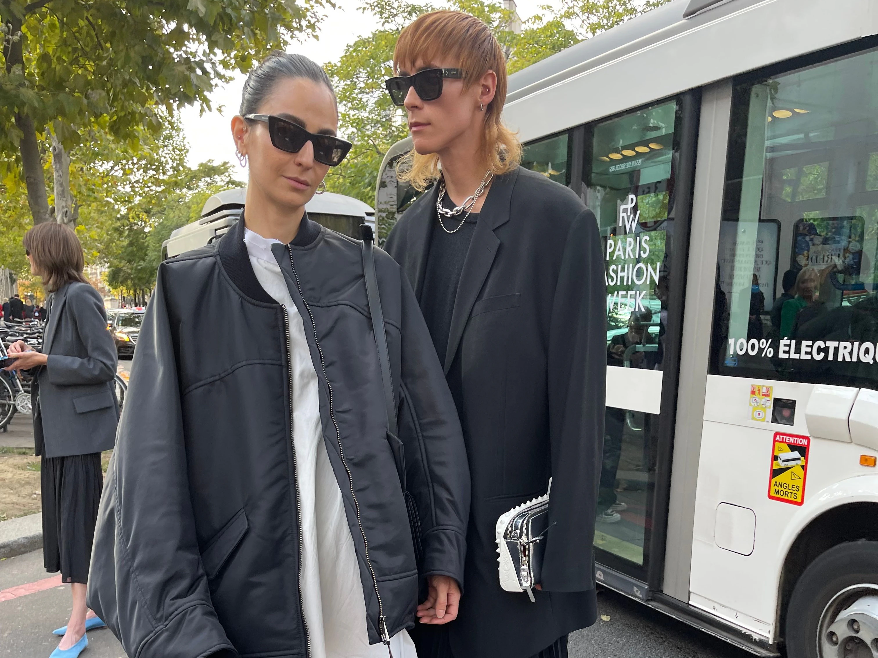 Die Fashion-Influencer Ilenia Toma und Simon Nygard sieht man in Paris meist zu zweit.&nbsp;