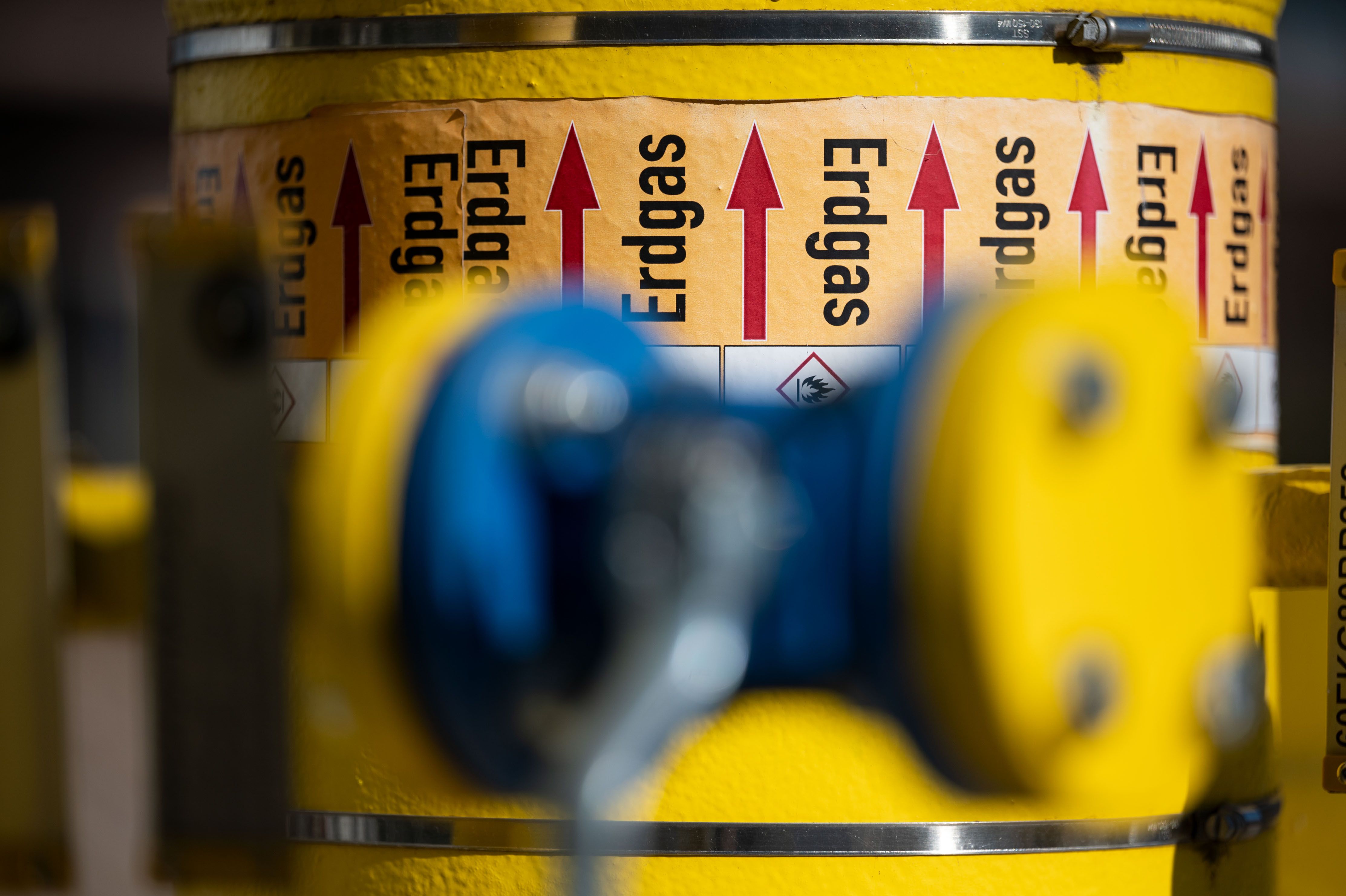 Der Gaspreis sinkt: Das steckt hinter dem Preis-Knick – und so kommt er bei den Verbrauchern an!