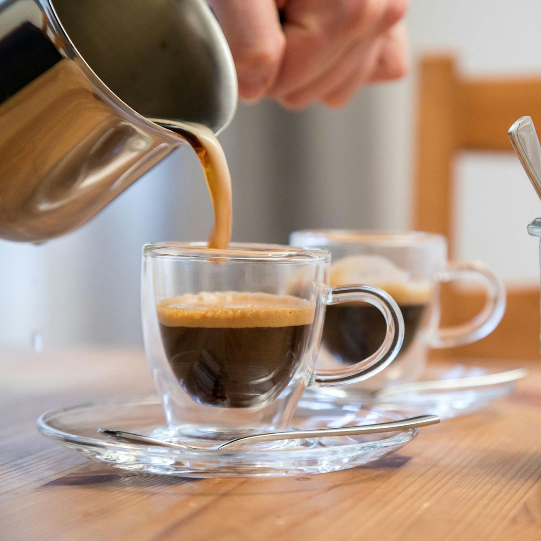 Wie viel Tassen Kaffee täglich sind gesund?