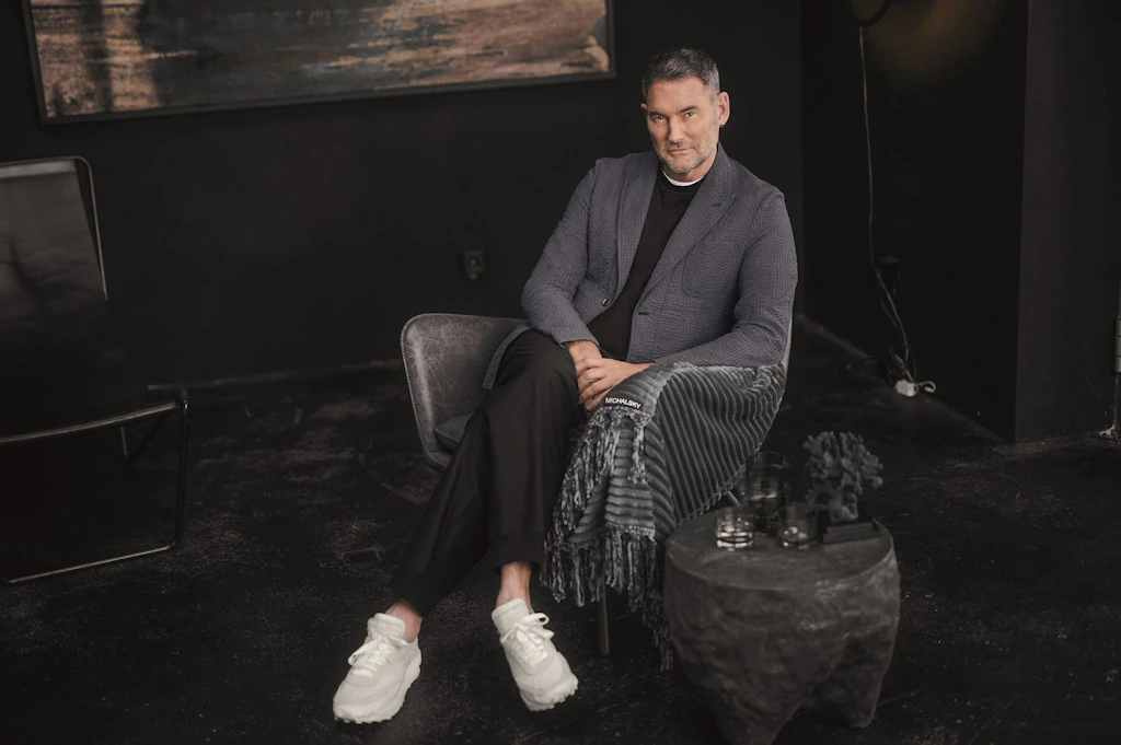 Michael Michalsky: warme Pullover werden in diesem Winter der Hit im Wohnzimmer