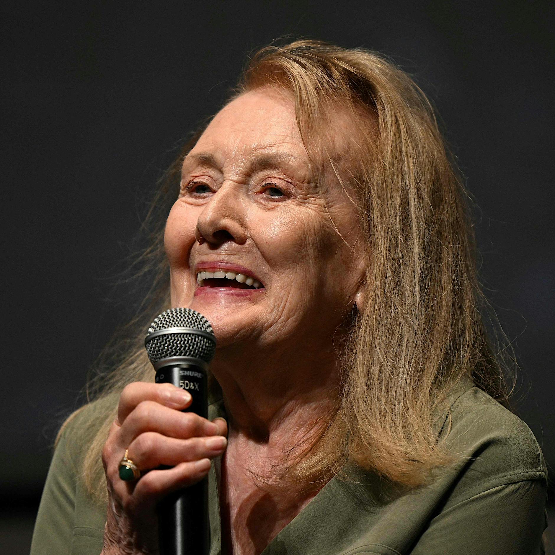 Annie Ernaux, die Literaturnobelpreisträgerin, verändert ihre Leser