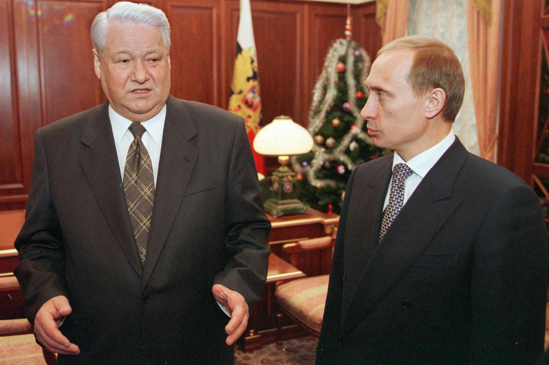 Putin 1999 mit seinem Vorgänger Boris Jelzin - damals russischer Ministerpräsident.